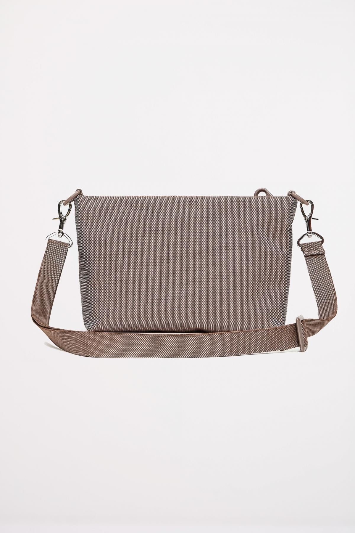 MANDARINA DUCK MD CROSSOVER en color NUDE (3)
