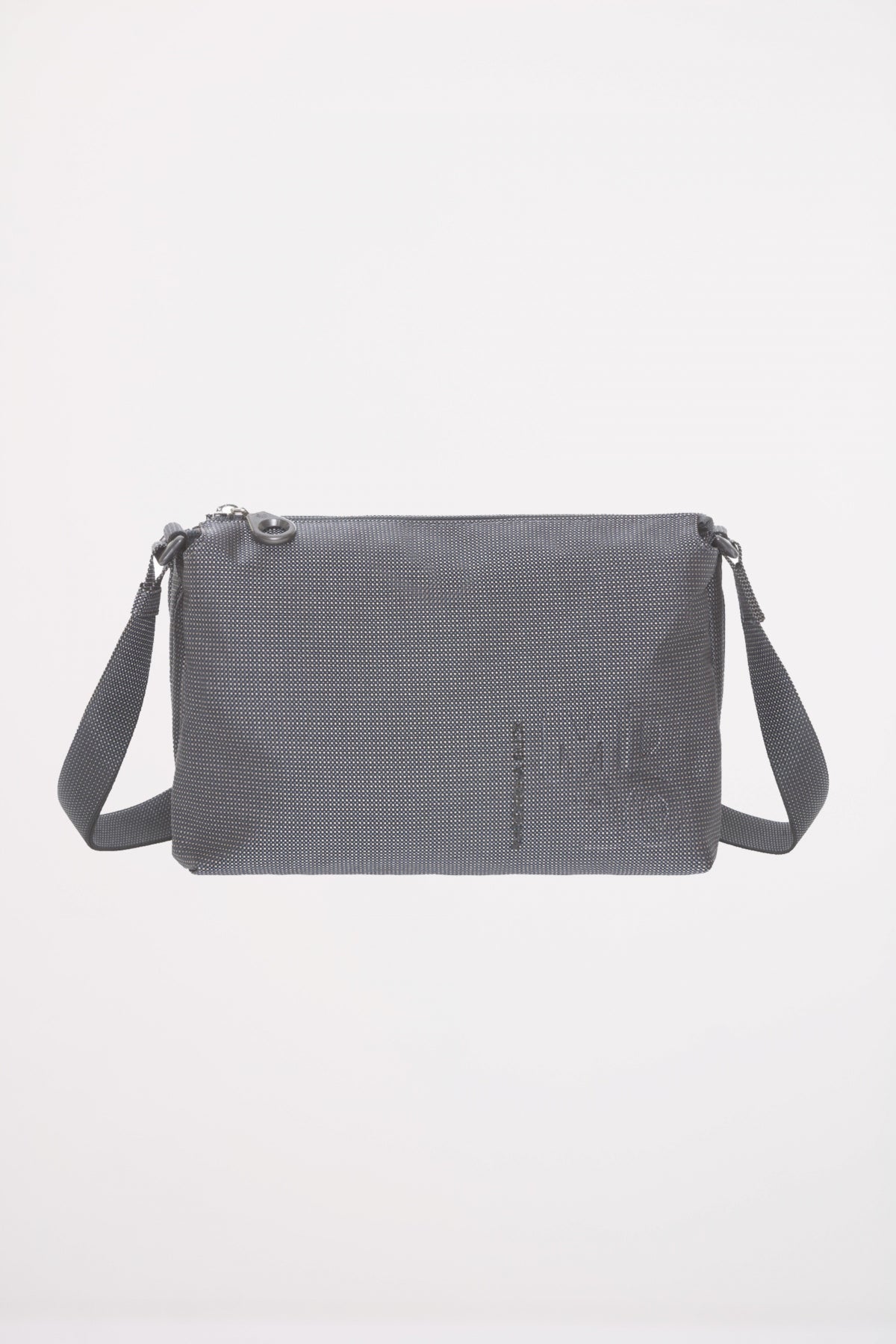 MANDARINA DUCK MD POCHETTE en color NEGRO (1)