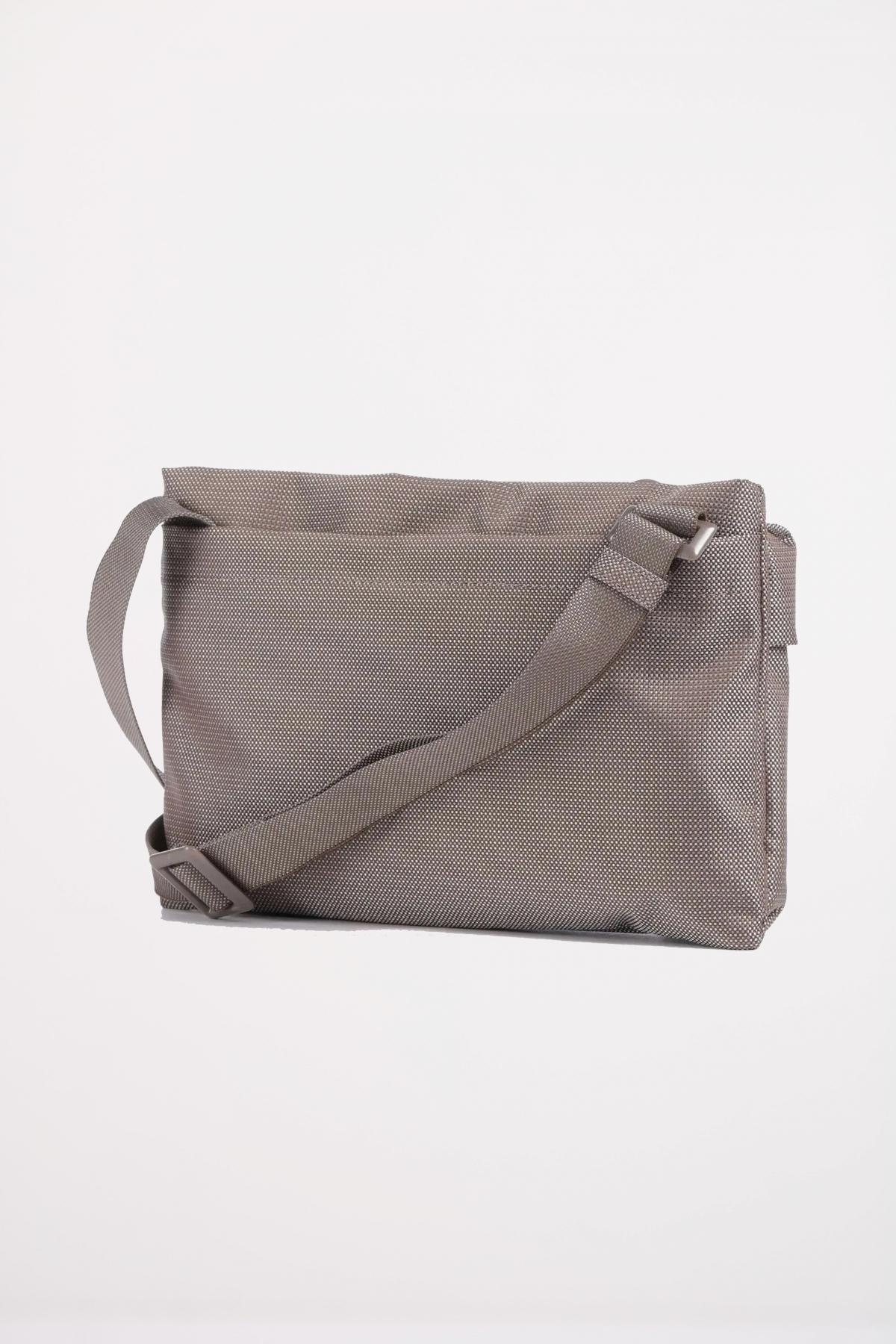 MANDARINA DUCK MD CROSSOVER en color NUDE (2)