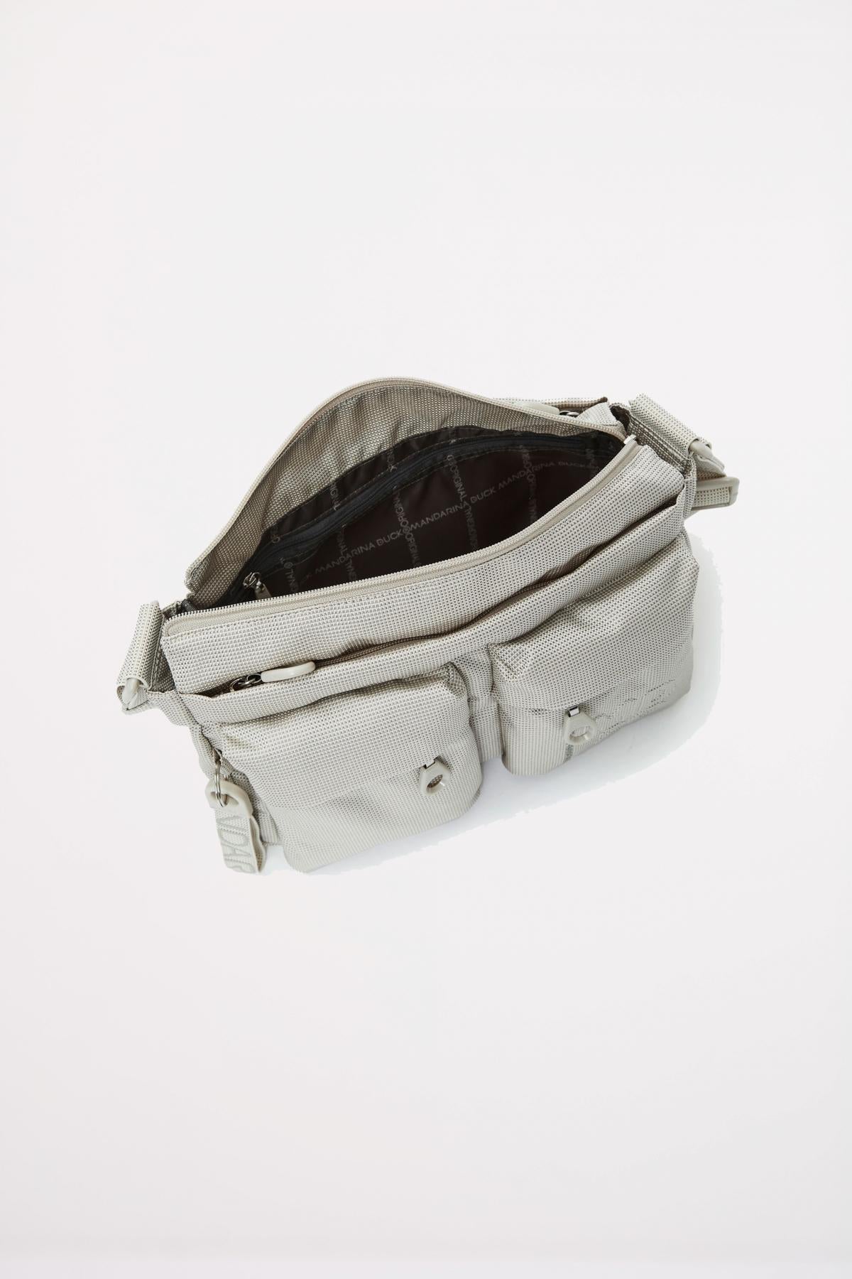 MANDARINA DUCK MD CROSSOVER en color BLANCO (4)
