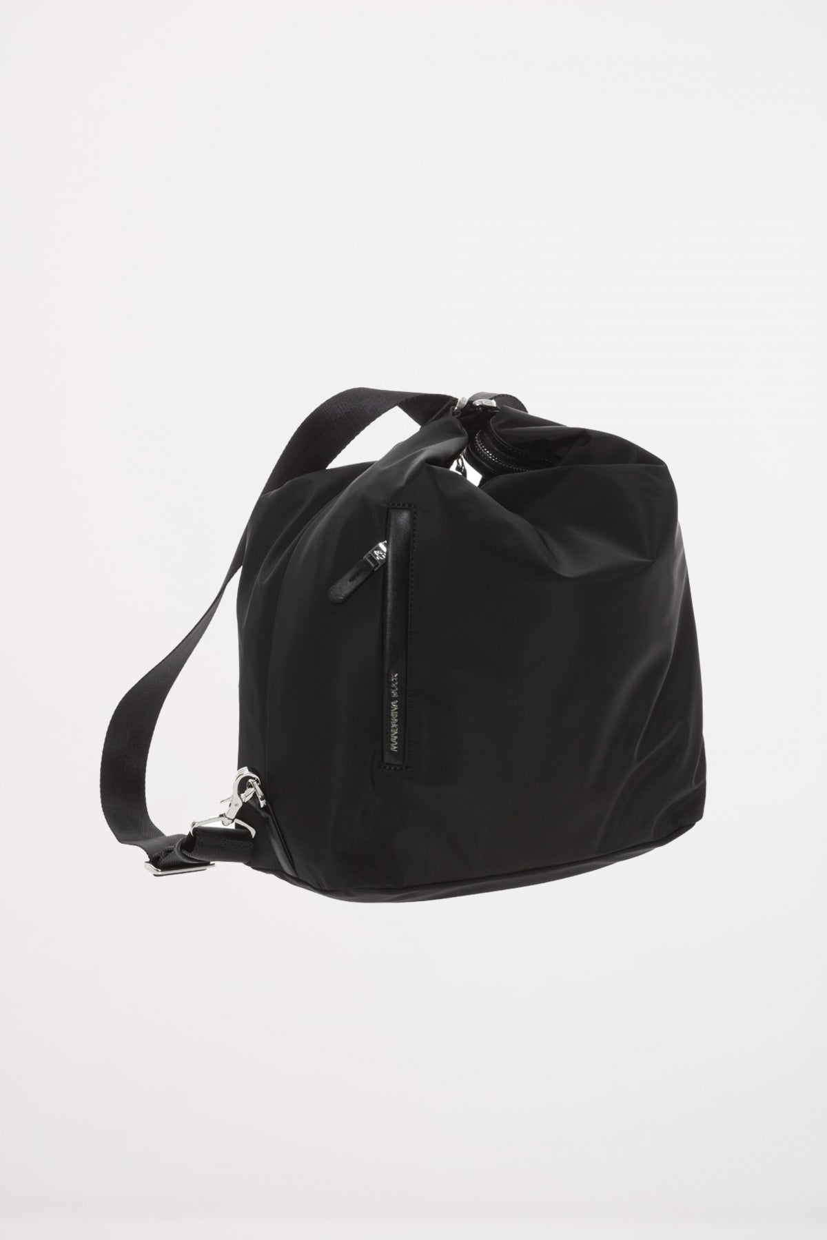 MANDARINA DUCK HUNTER en color NEGRO (4)