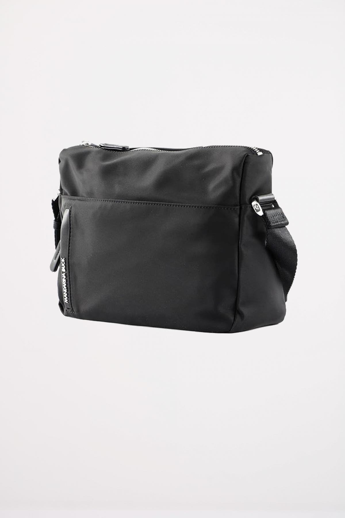 MANDARINA DUCK HUNTER CROSSOVER en color NEGRO (2)