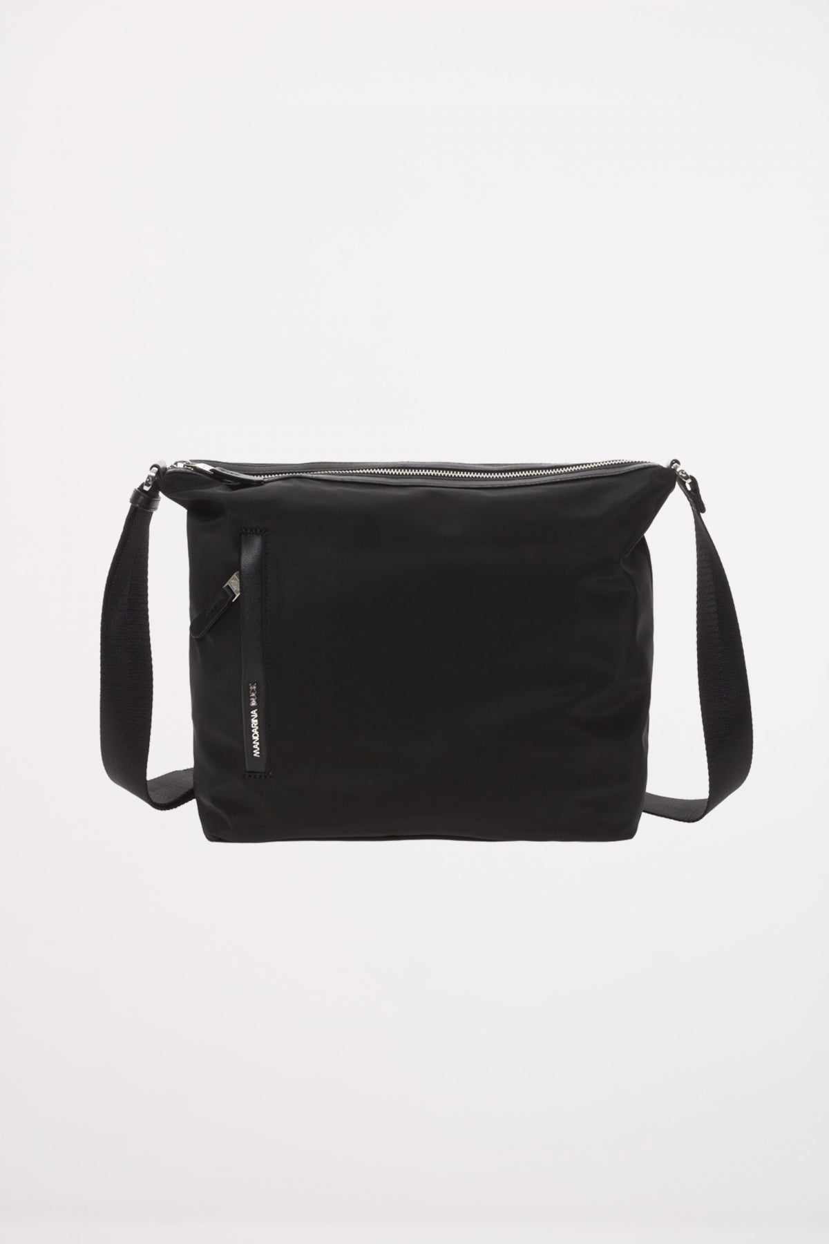 MANDARINA DUCK HUNTER HOBO en color NEGRO (1)