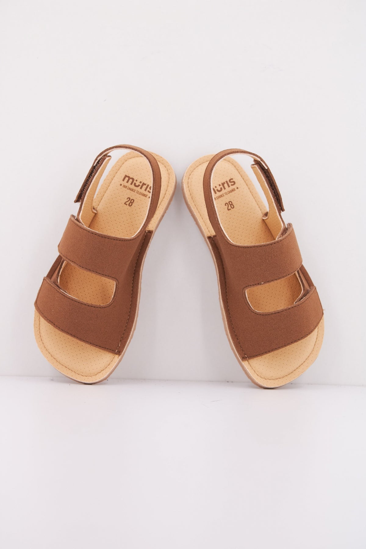 MURIS RIO en color MARRON (3)