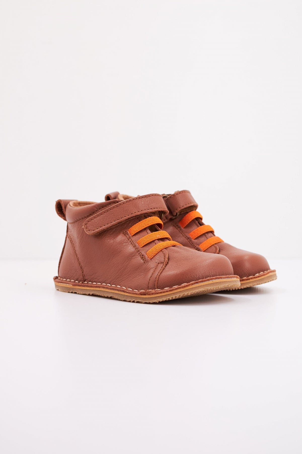 BOSTON BARBO en color MARRON (2)