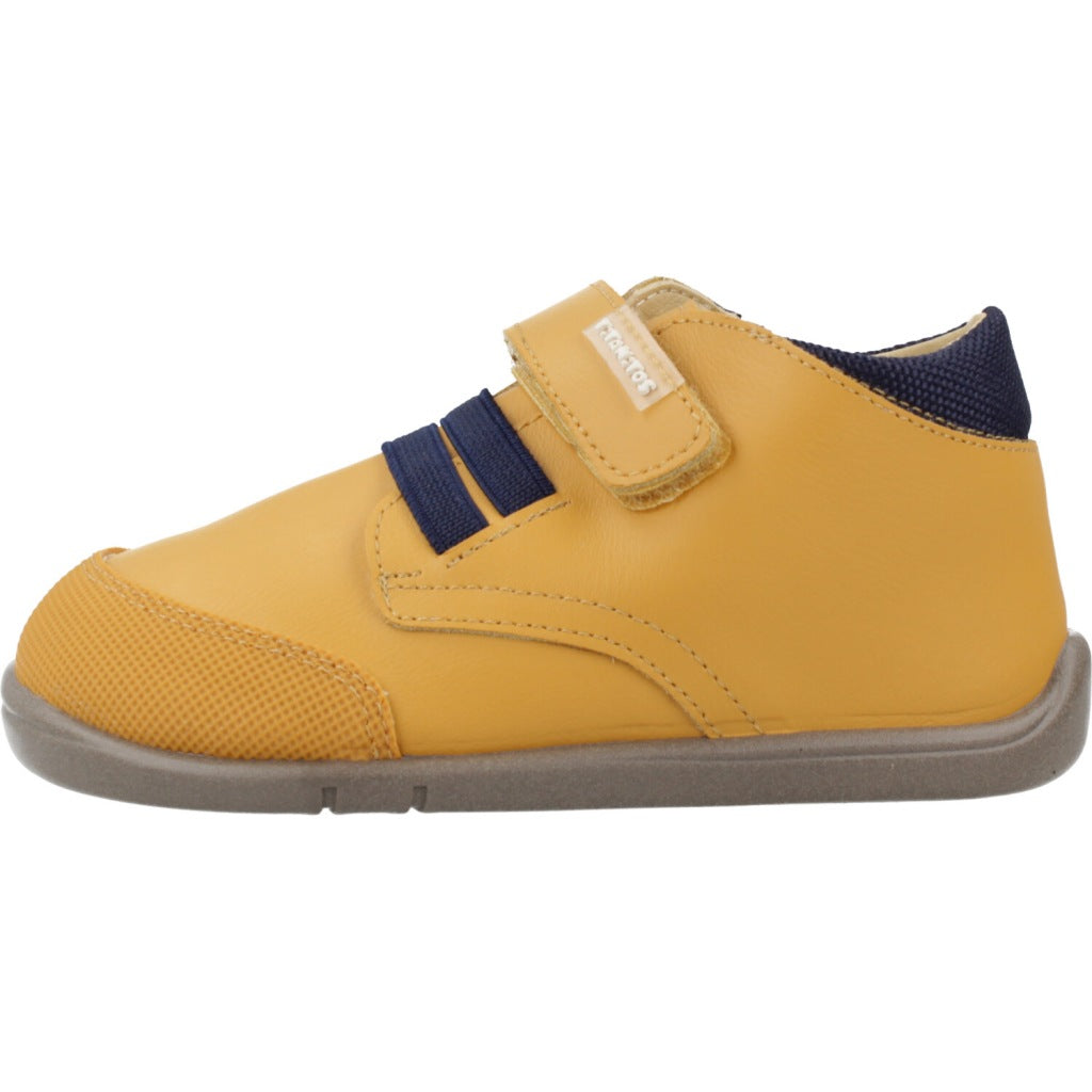 TITANITOS B en color AMARILLO (2)