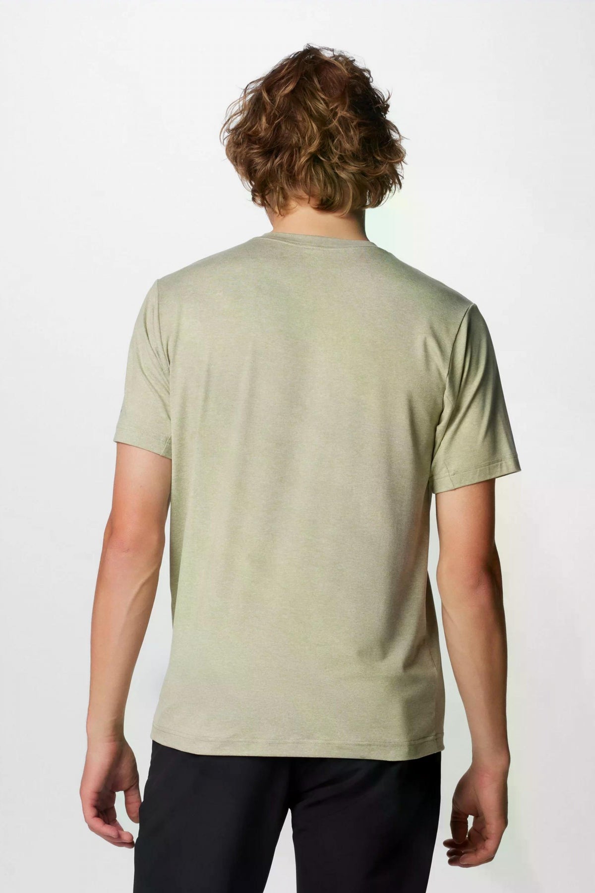 COLUMBIA TECH TRAIL CREW NECK II en color VERDE (2)
