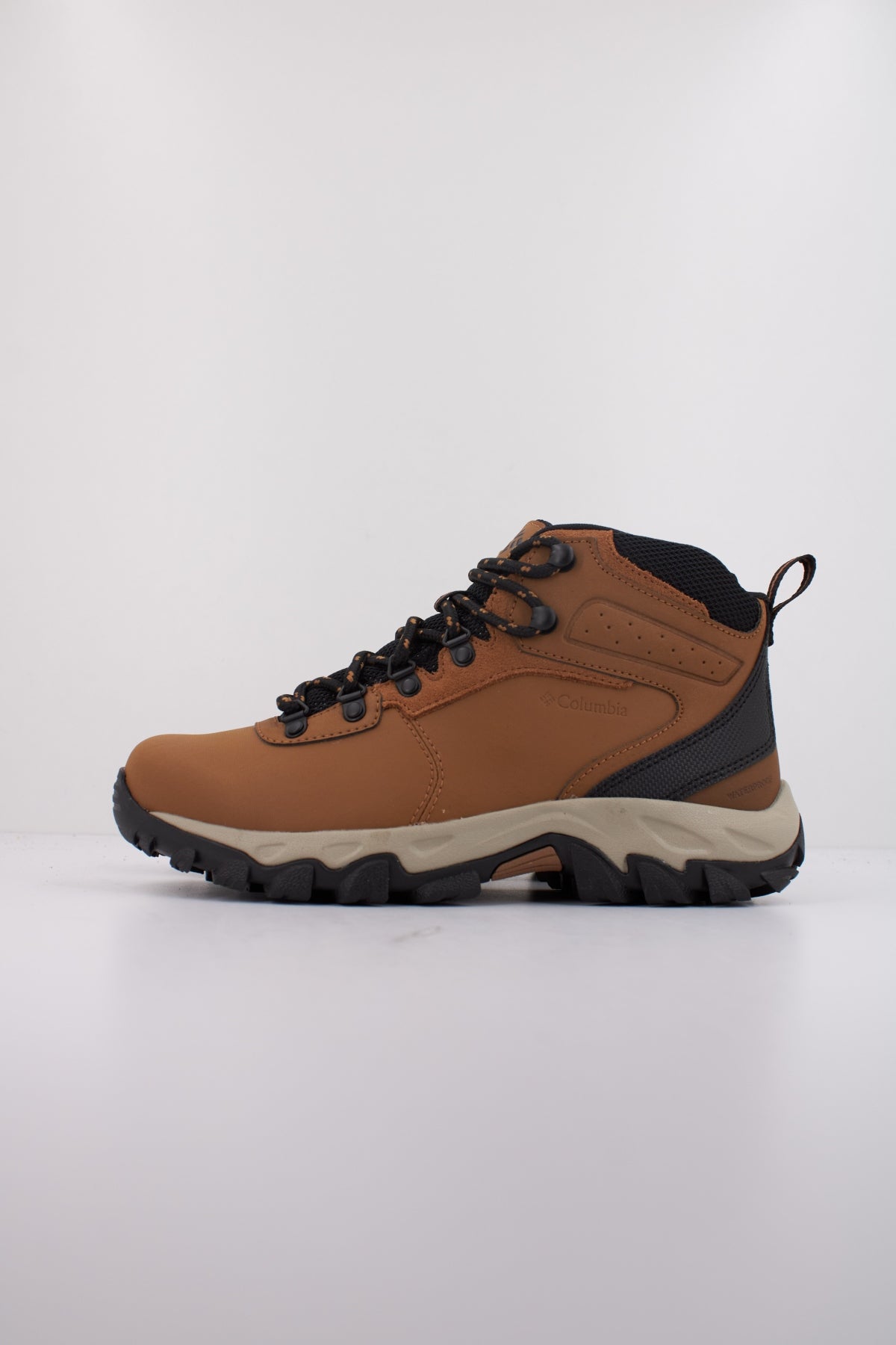 COLUMBIA NEWTON RIDGE PLUS II WATE en color MARRON (1)