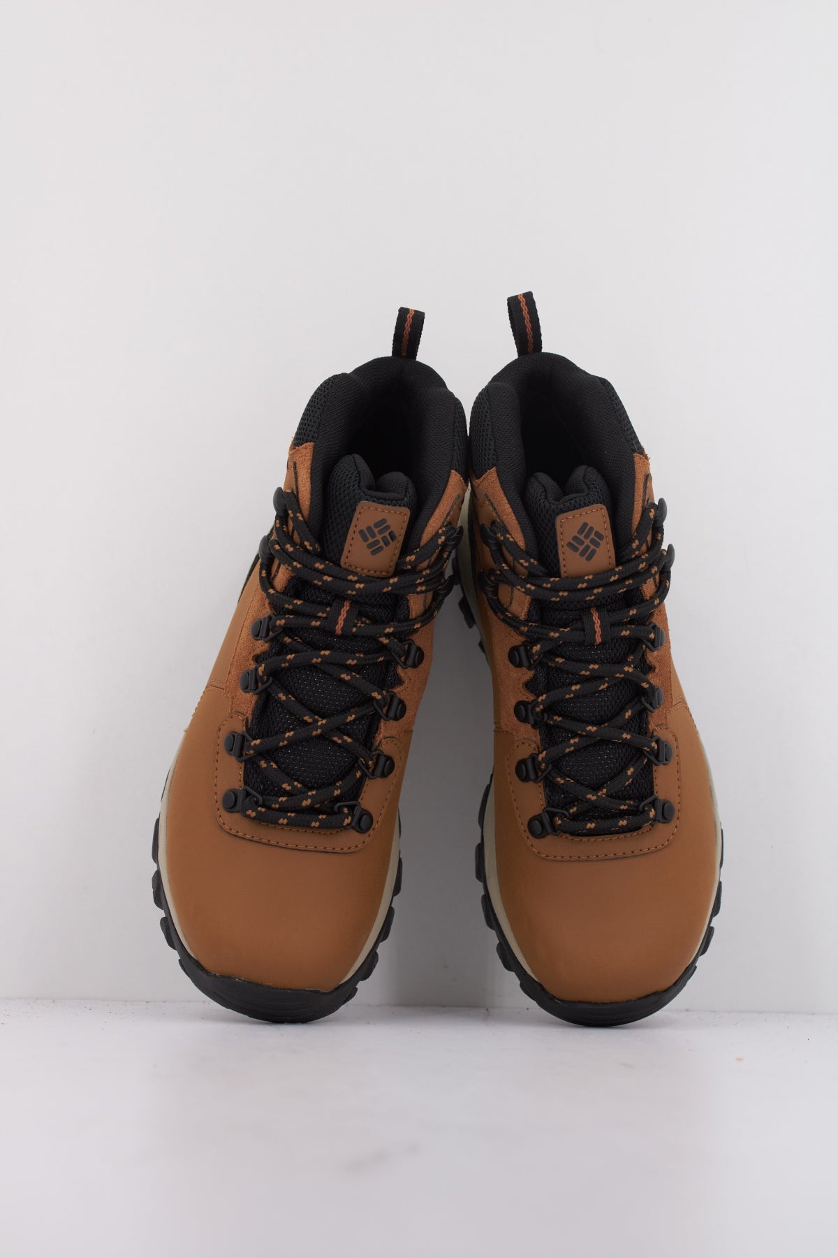 COLUMBIA NEWTON RIDGE PLUS II WATE en color MARRON (3)