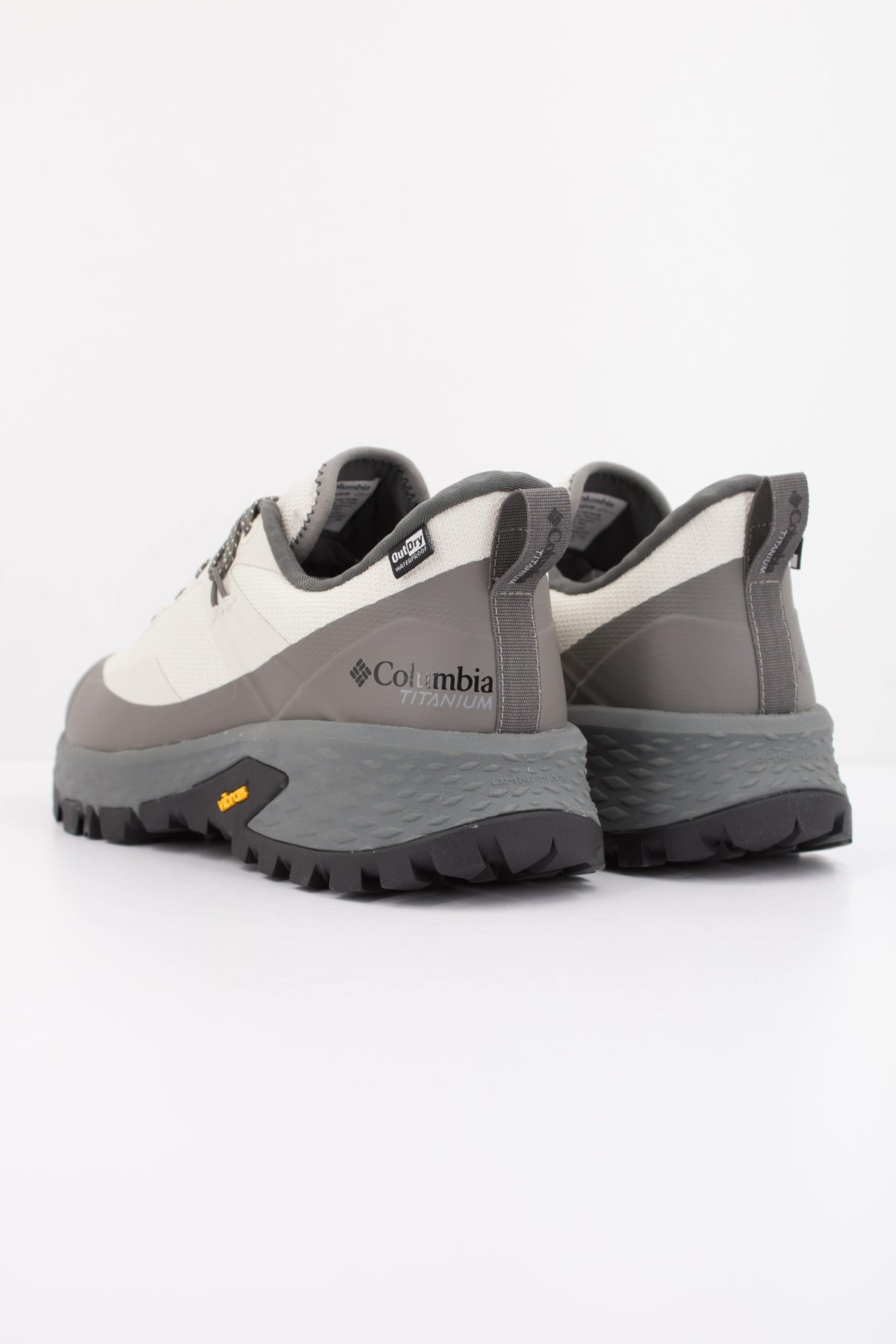COLUMBIA TELLURIX TITANIUM OD en color BEIS (4)
