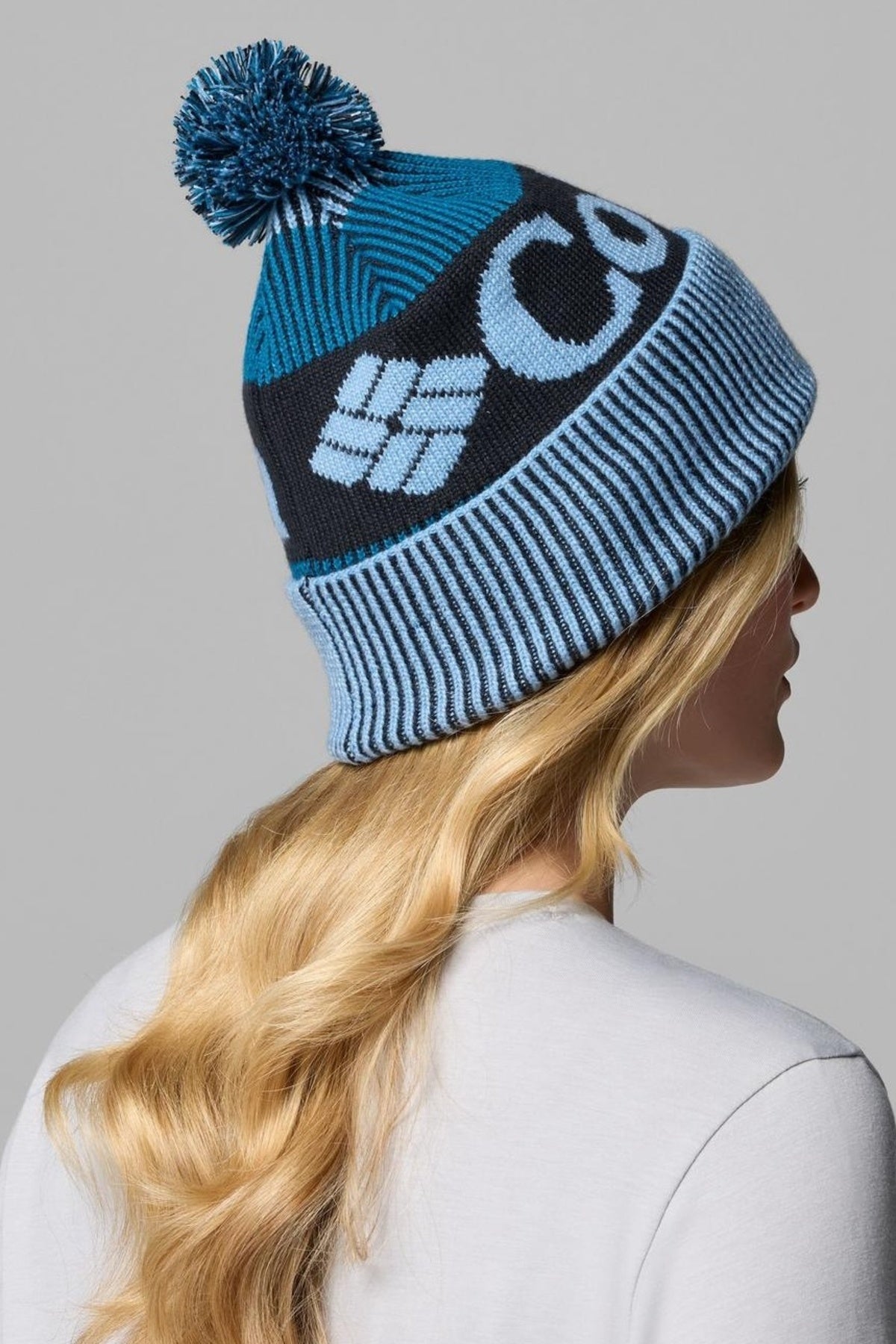 COLUMBIA POLAR POWDER III BEANIE en color (5)