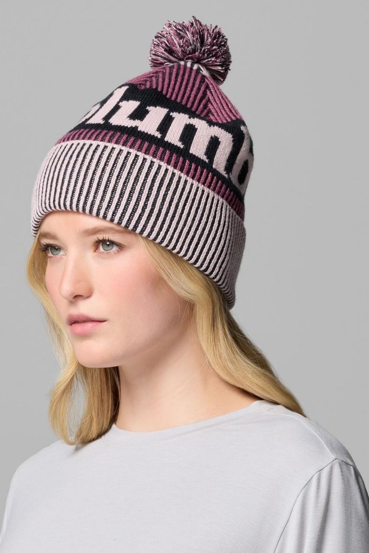 COLUMBIA POLAR POWDER III BEANIE en color (1)