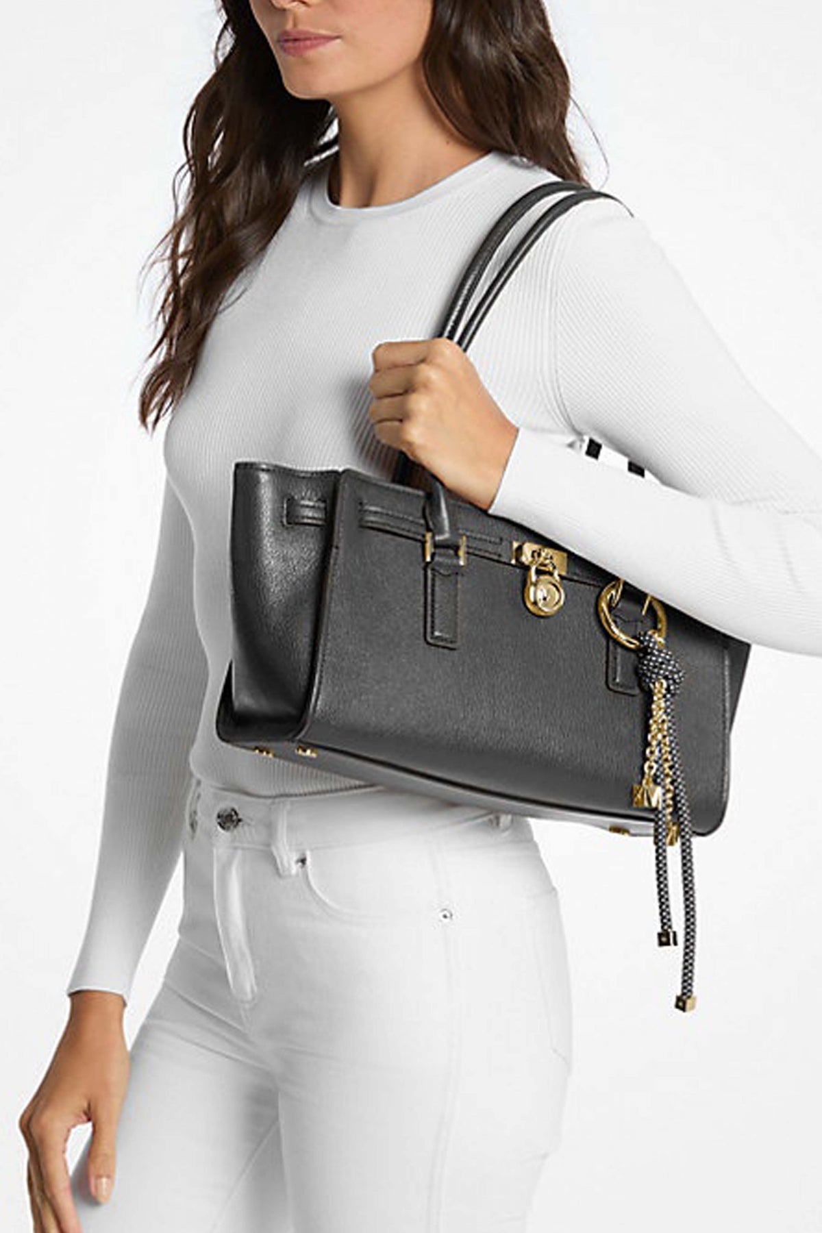 MICHAEL KORS HAMILTON MODERNE en color NEGRO (2)