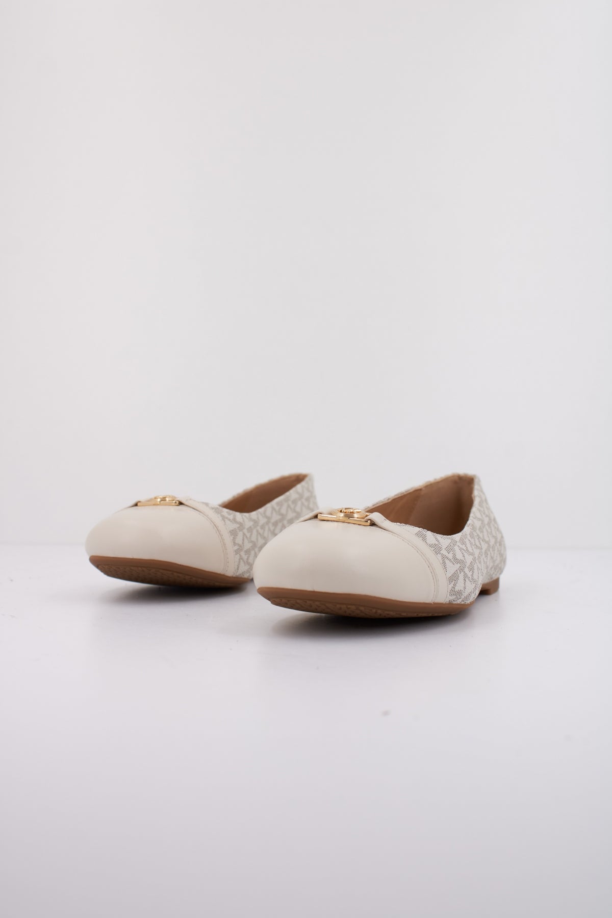 MICHAEL KORS MANDY FLAT en color BLANCO (2)