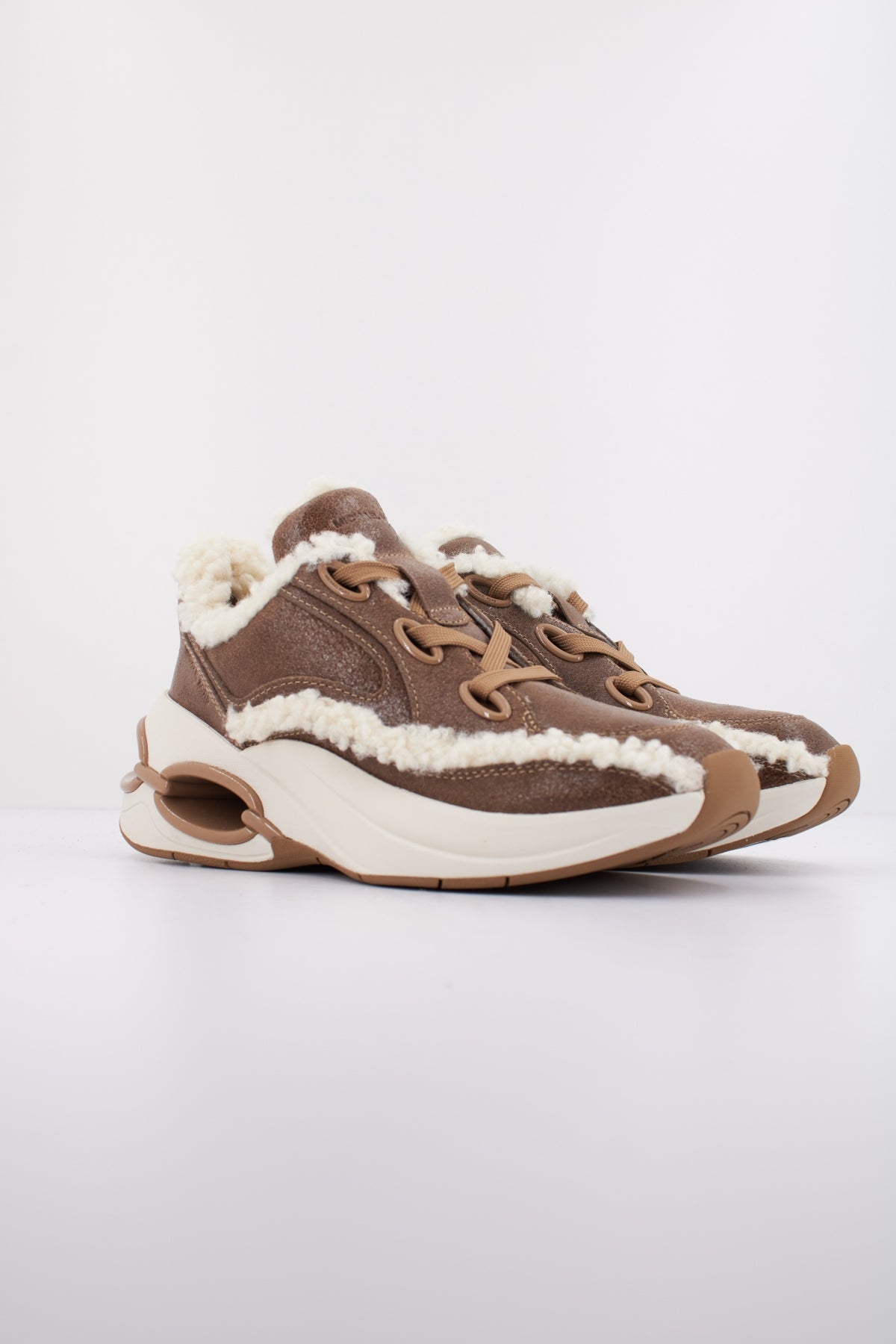 MICHAEL KORS TONI TRAINER en color MARRON (2)