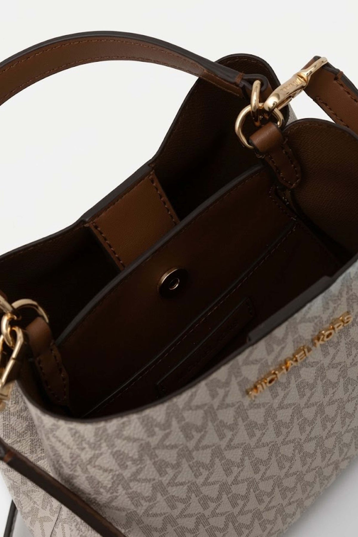 MICHAEL KORS PRATT en color BEIS (3)