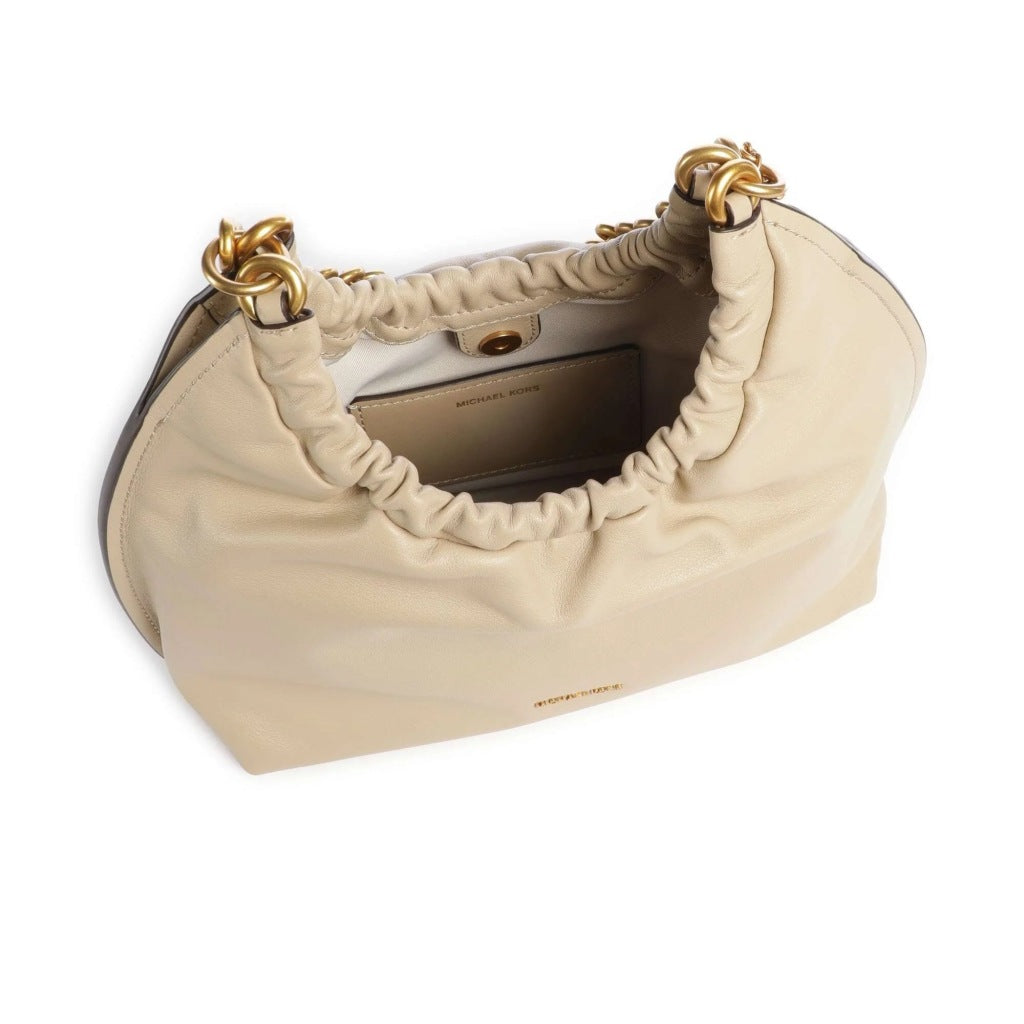 MICHAEL KORS SACL INDIE MD CINCH POUCHETTE en color BEIS (5)