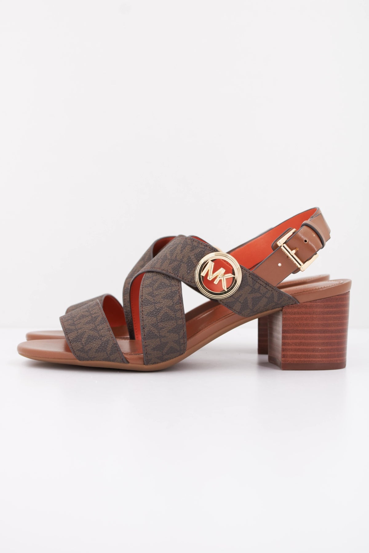 MICHAEL KORS VERA FLEX MID SANDAL en color MARRON (1)