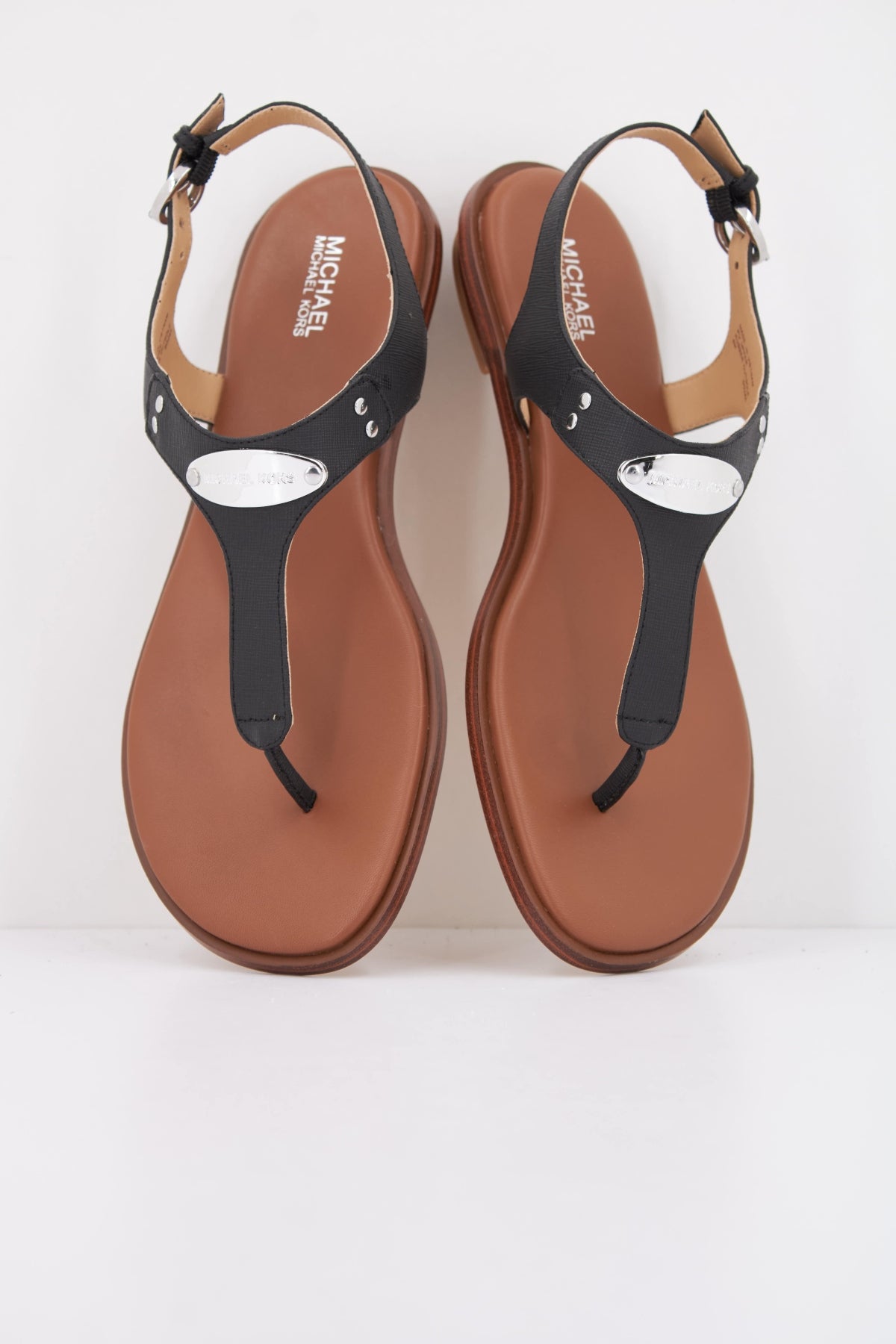 MICHAEL KORS SANDALIA MKPLATETHO en color NEGRO (3)