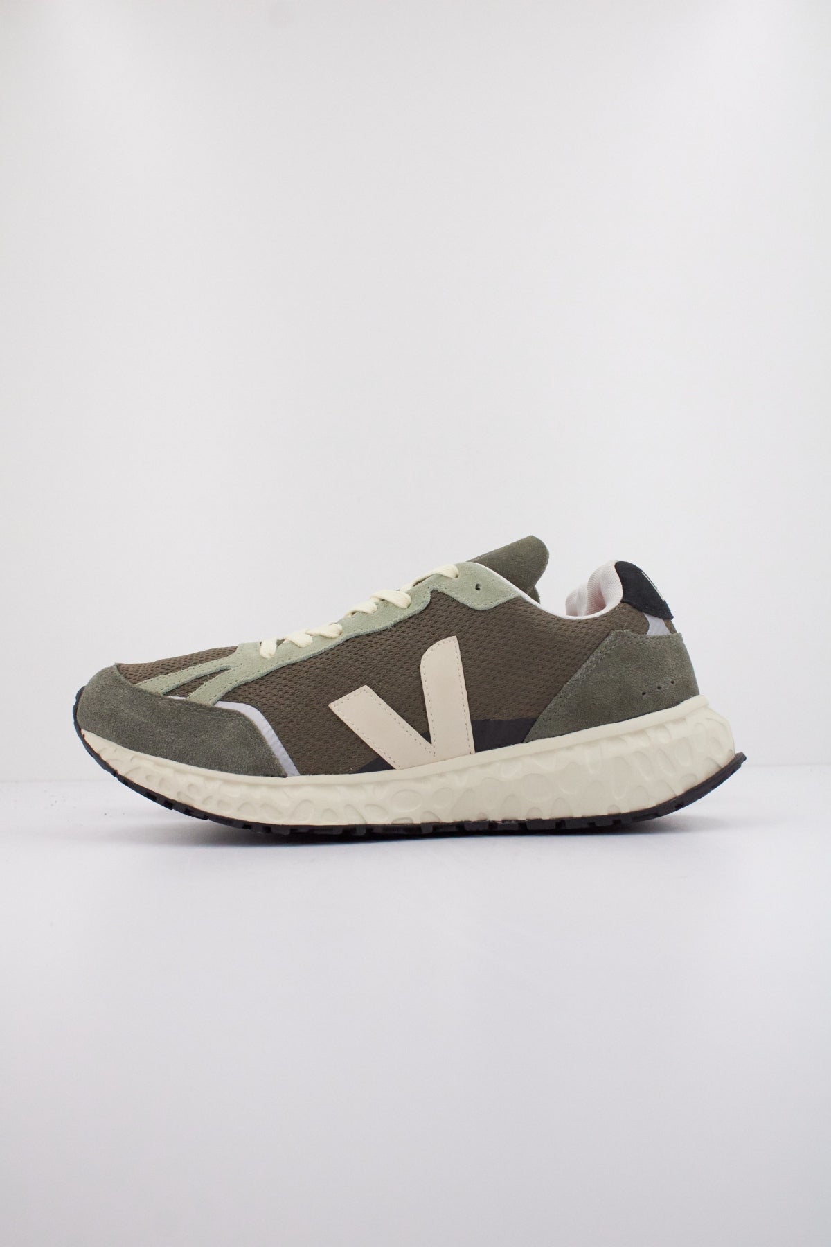 VEJA CONDOR ROYALE en color VERDE (1)