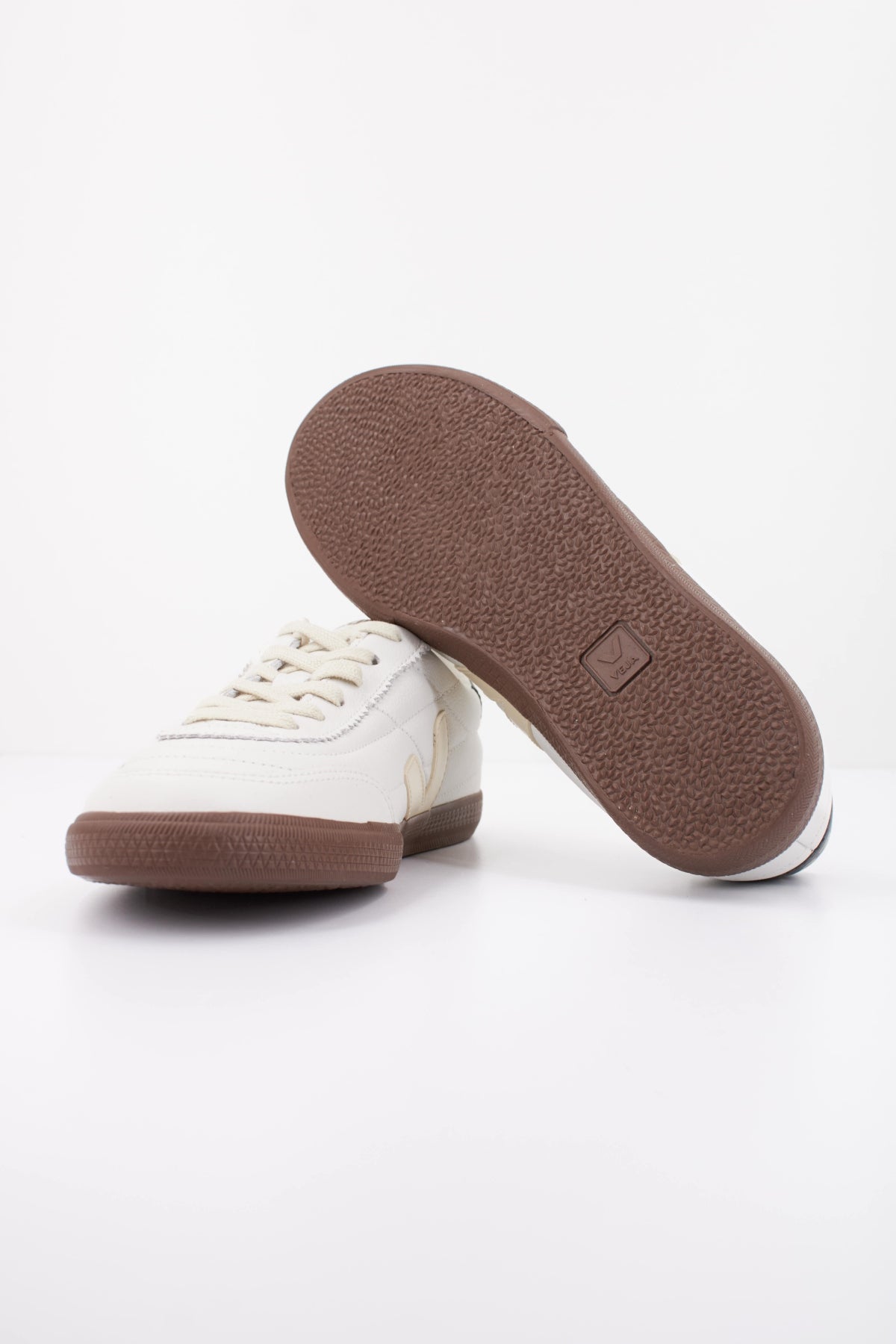 VEJA PANENKA en color BLANCO (5)