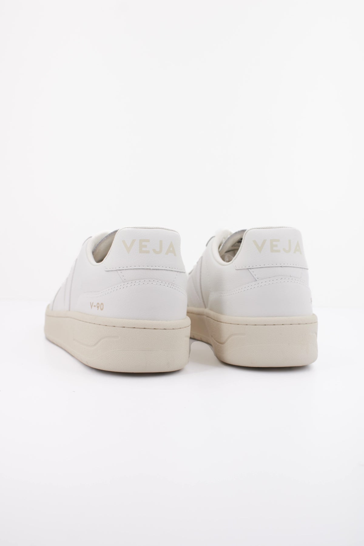 VEJA VDB en color BLANCO (4)