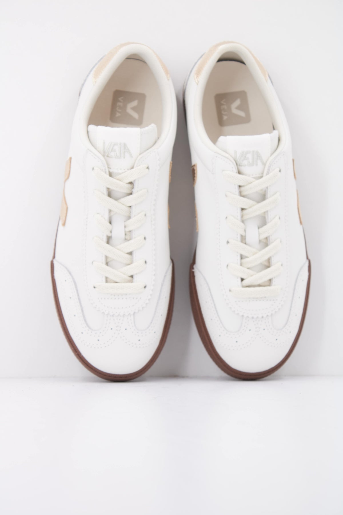 VEJA VOA en color BLANCO (3)
