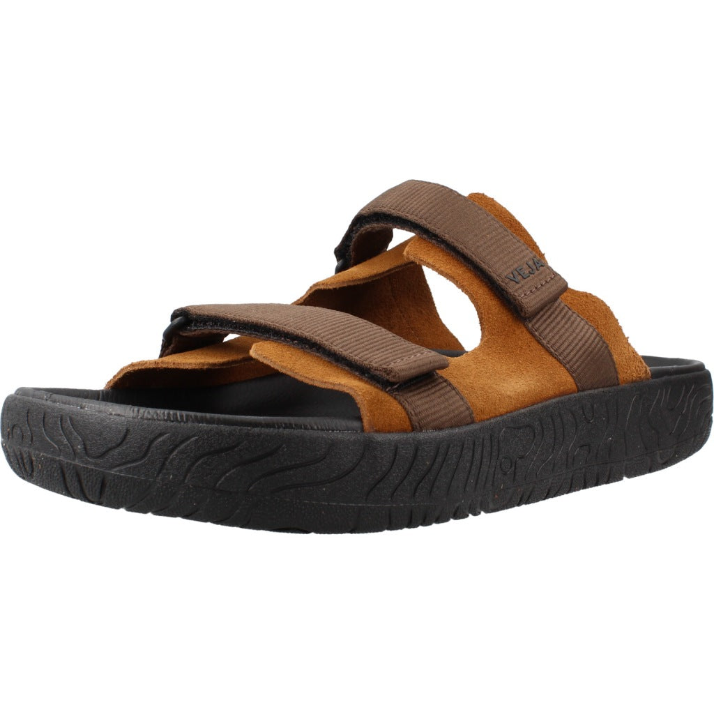 VEJA SANDALIA ARPOADOR en color MARRON (1)