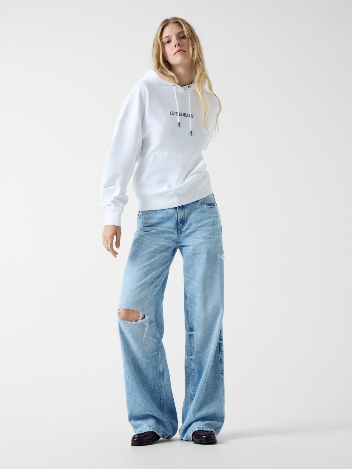GUESS JEANS WRQ KI en color BLANCO (2)