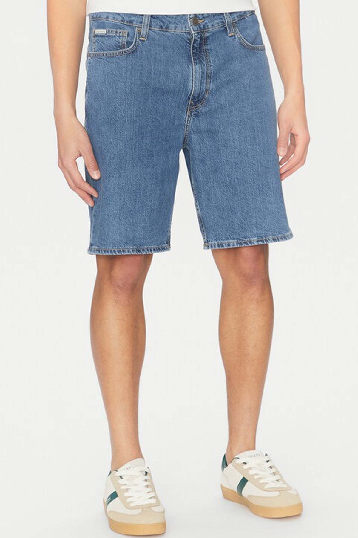GUESS JEANS MYD DM en color AZUL (3)