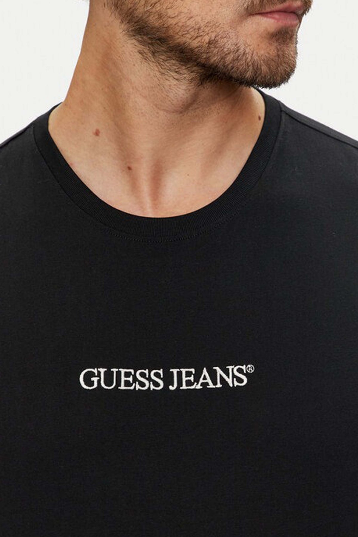 GUESS JEANS MYI KHM en color NEGRO (3)