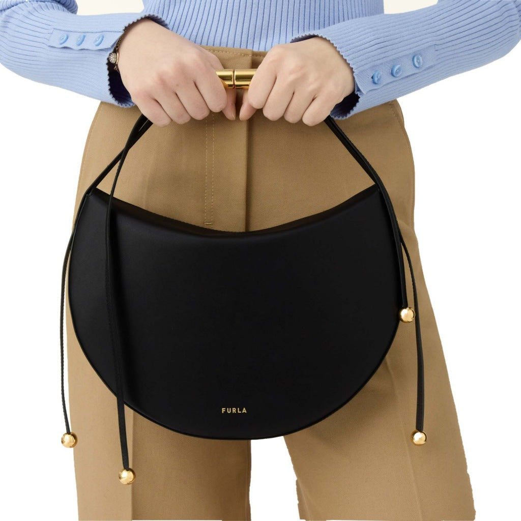 FURLA MOONSTONE M SHOULDER en color NEGRO (3)