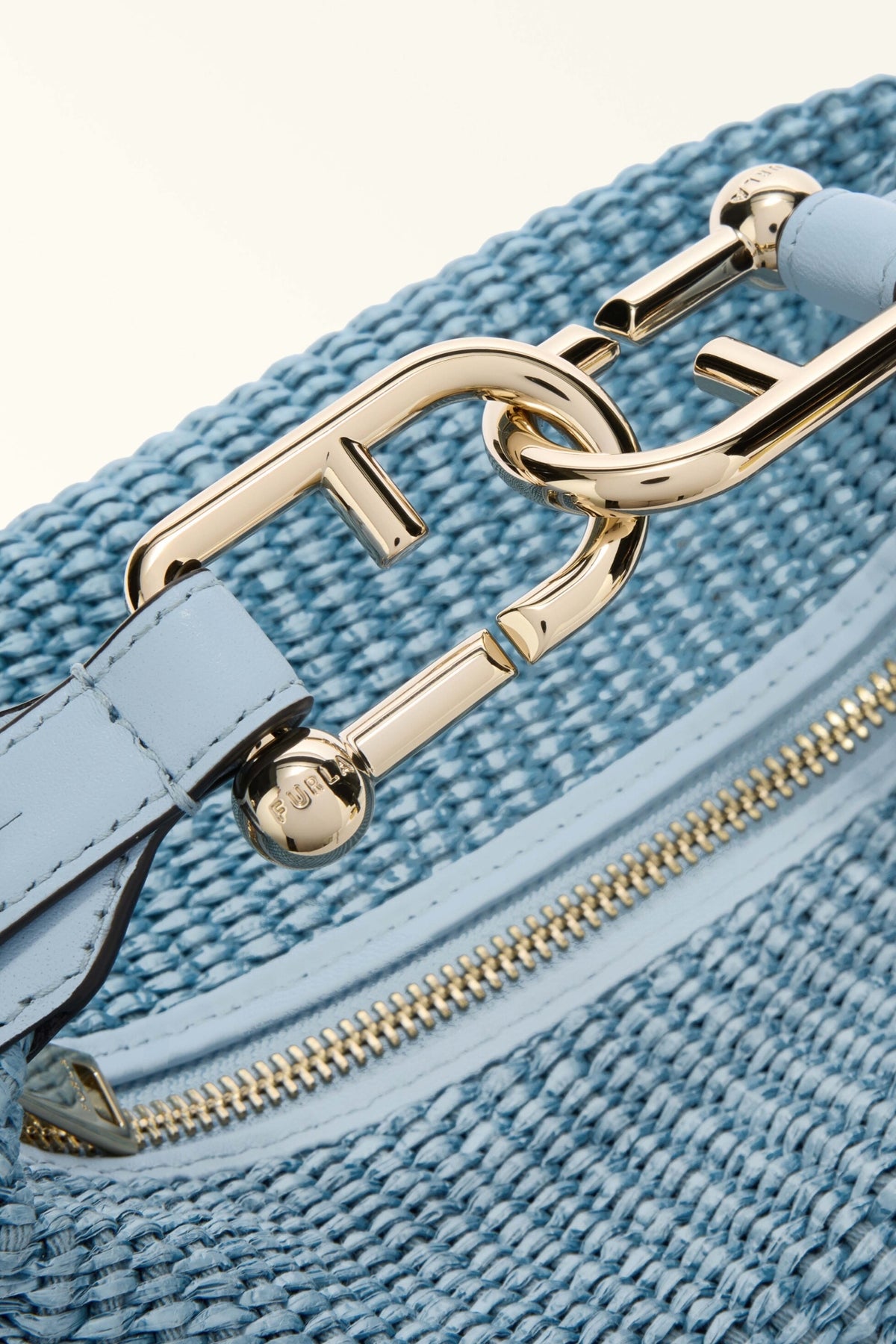 FURLA TONIE en color AZUL (3)