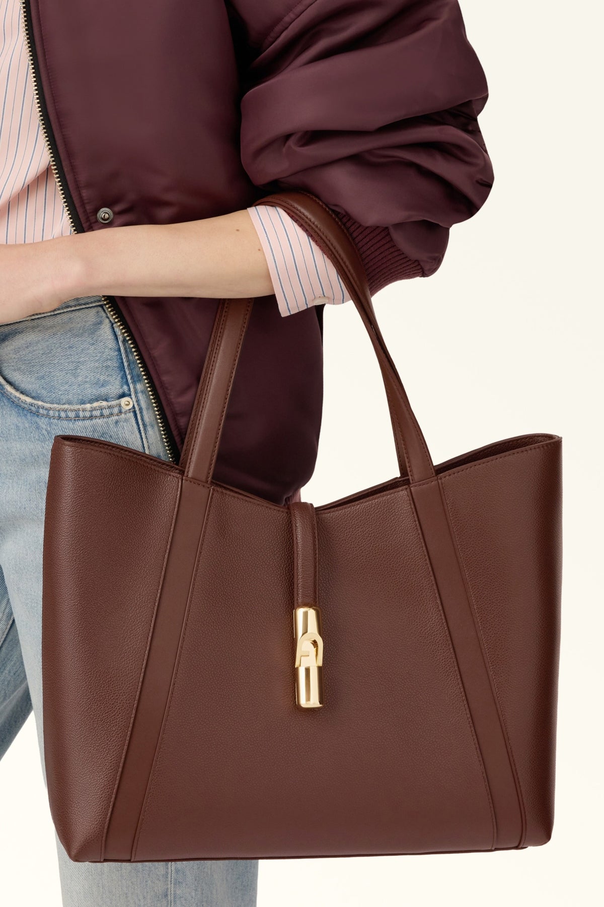 FURLA WB BX GOCCIA L TOTE en color MARRON (1)