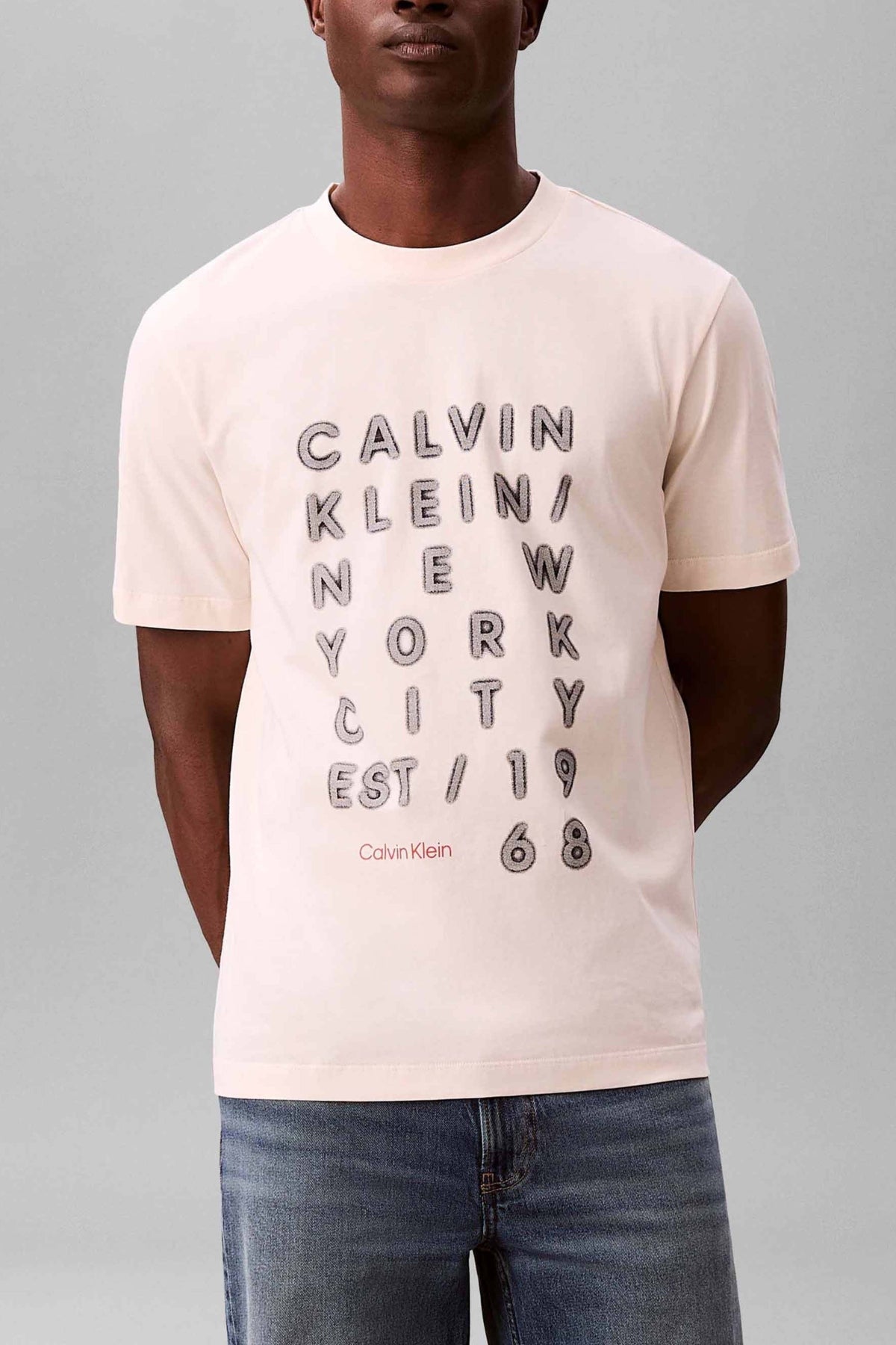 CALVIN KLEIN JEANS LVRFG en color BEIS (1)