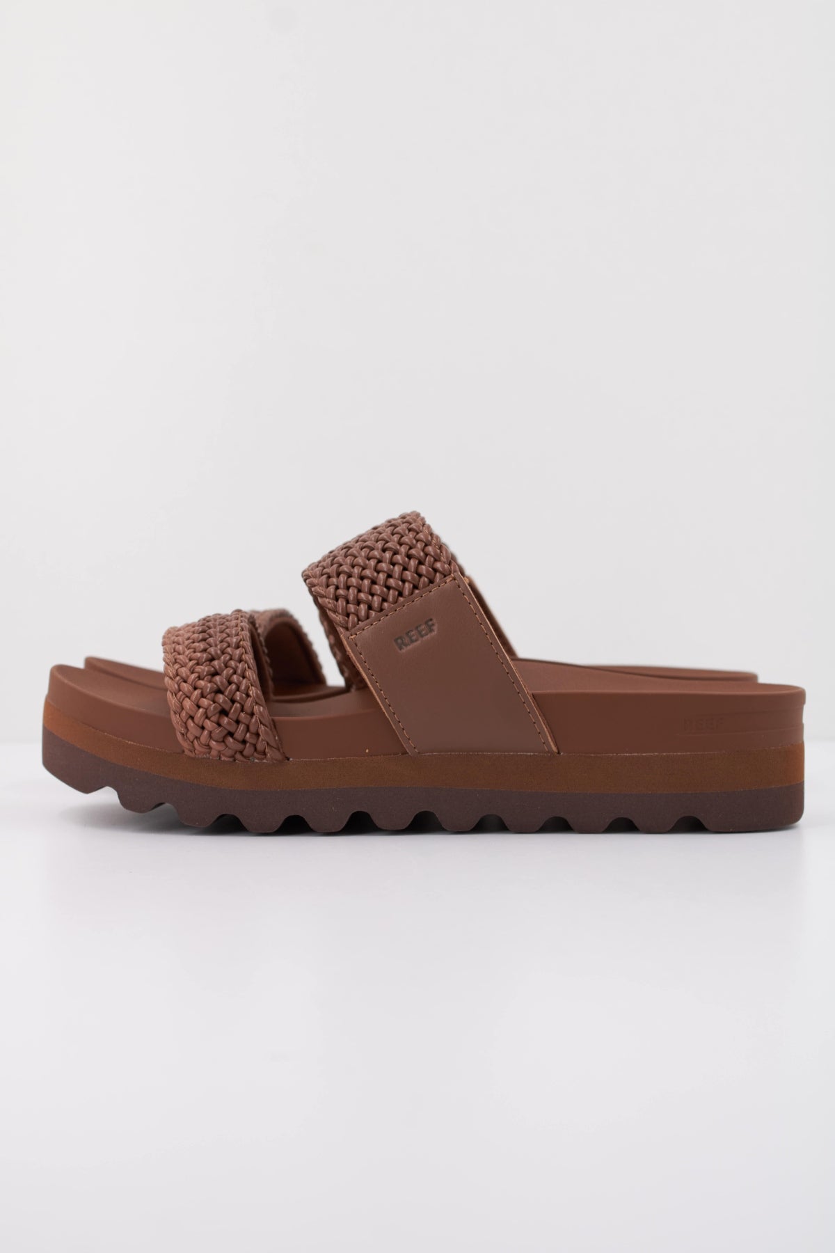 REEF CUSHION VISTA HI en color MARRON (1)