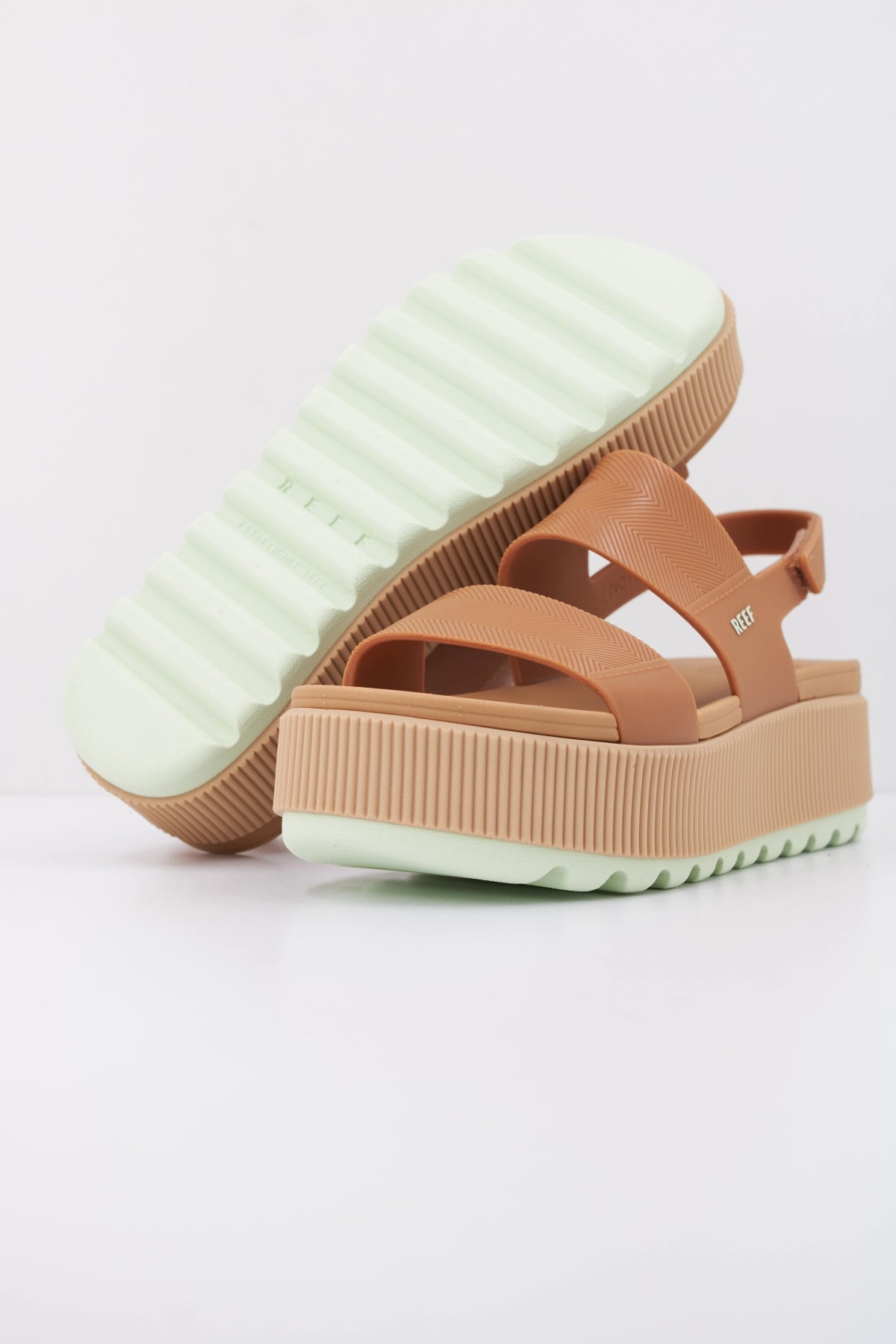 REEF WATER VISTA HIGHER en color MARRON (5)