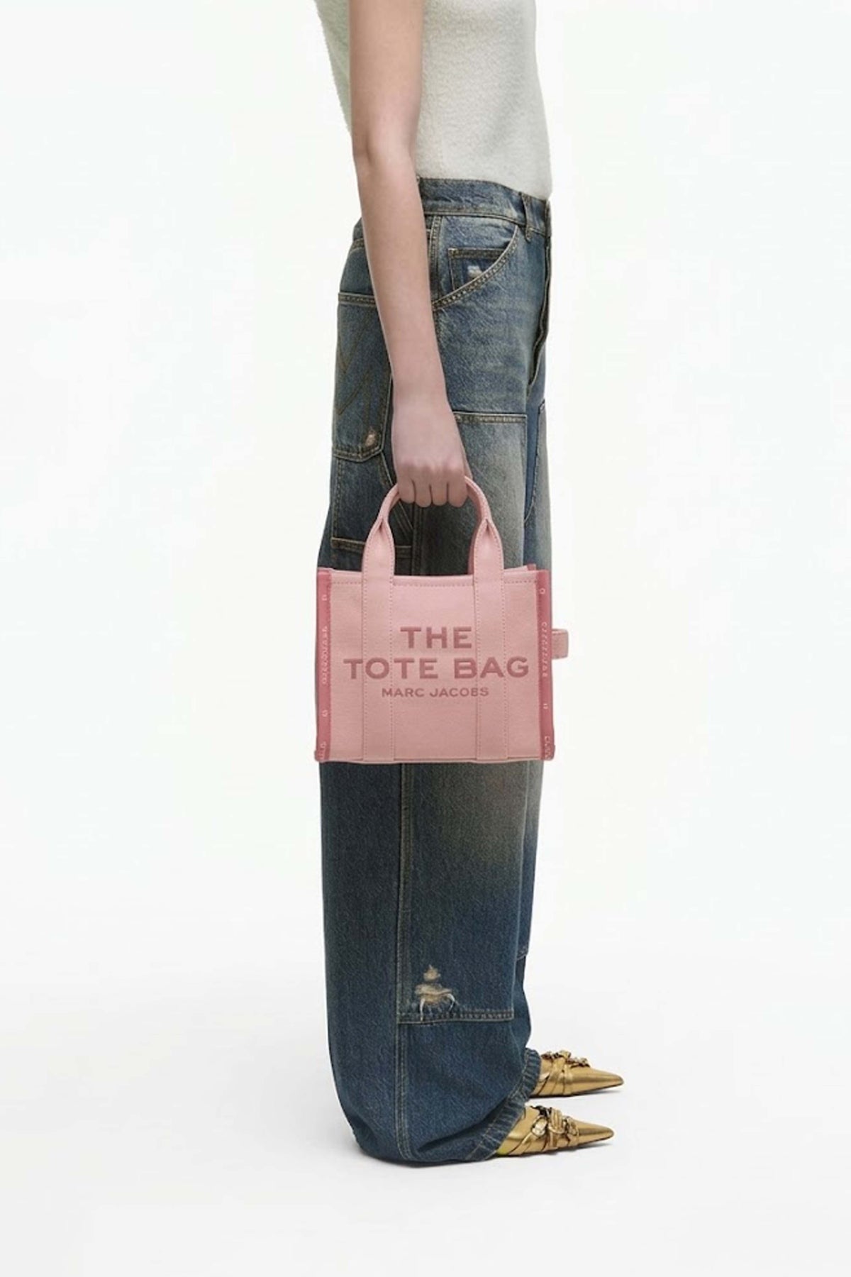 MARC JACOBS M en color ROSA (1)