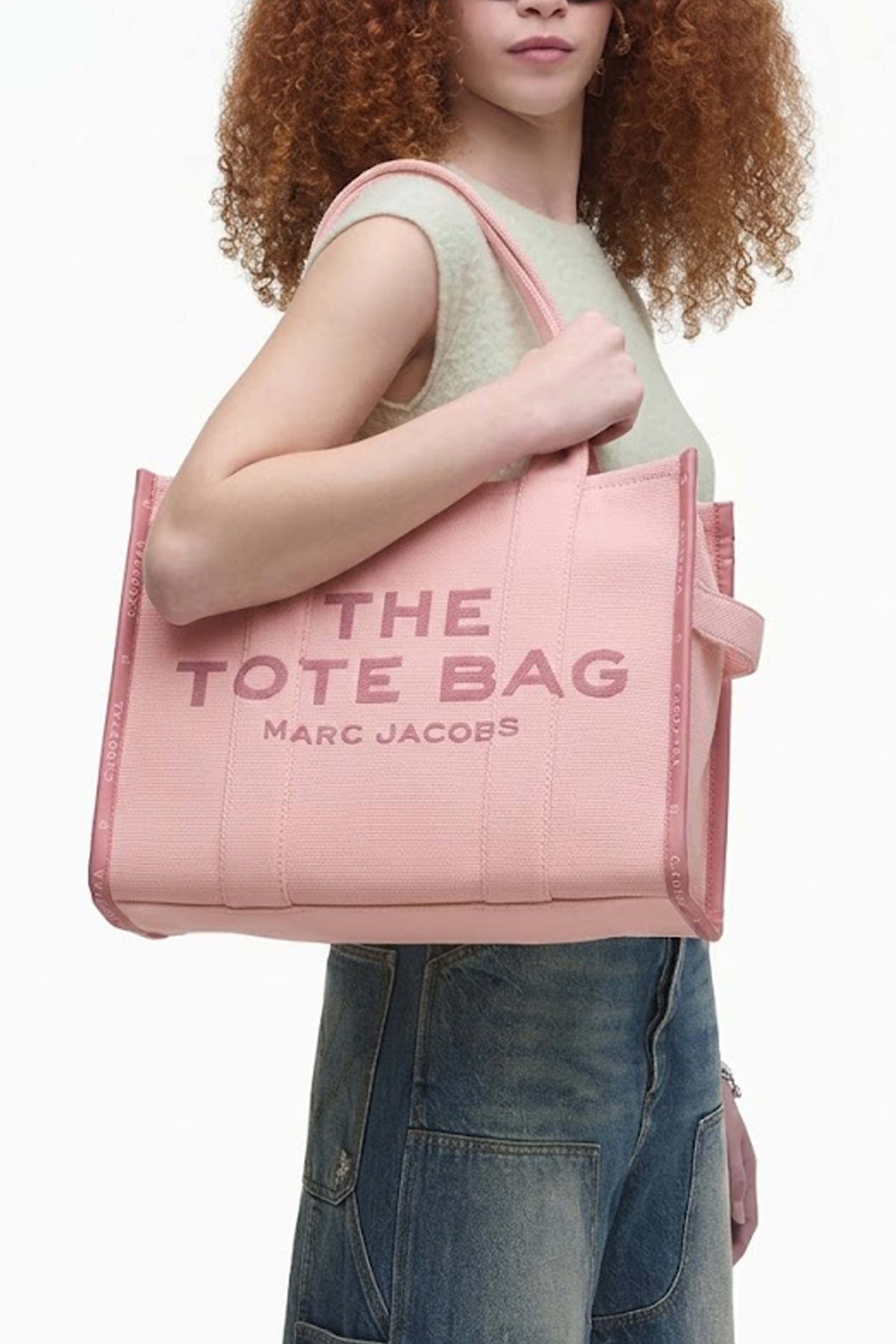 MARC JACOBS M en color ROSA (1)