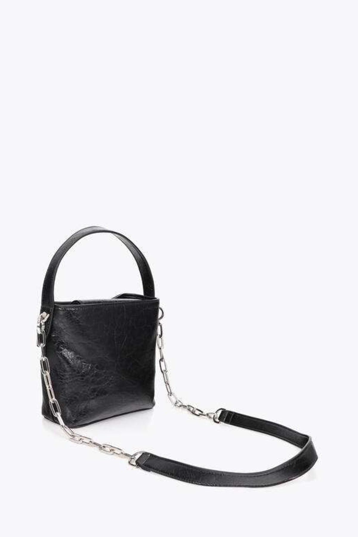 LOLA CASADEMUNT STAR AND HEART STUDDED SHOULDER BAG en color NEGRO (2)