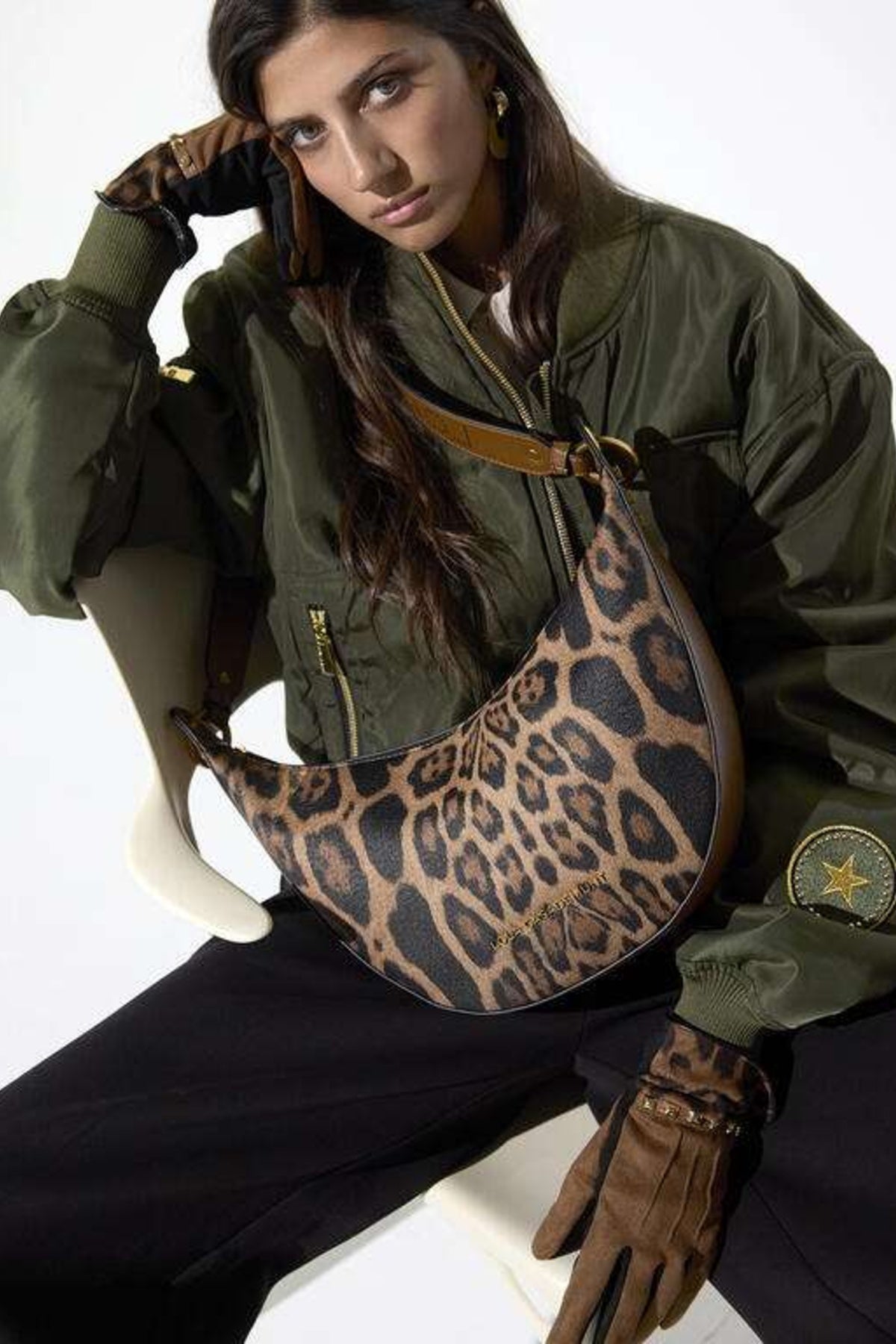 LOLA CASADEMUNT COMBINED SHOULDER BAG WITH LEATHER EFFEC en color ANIMAL PRINT (1)