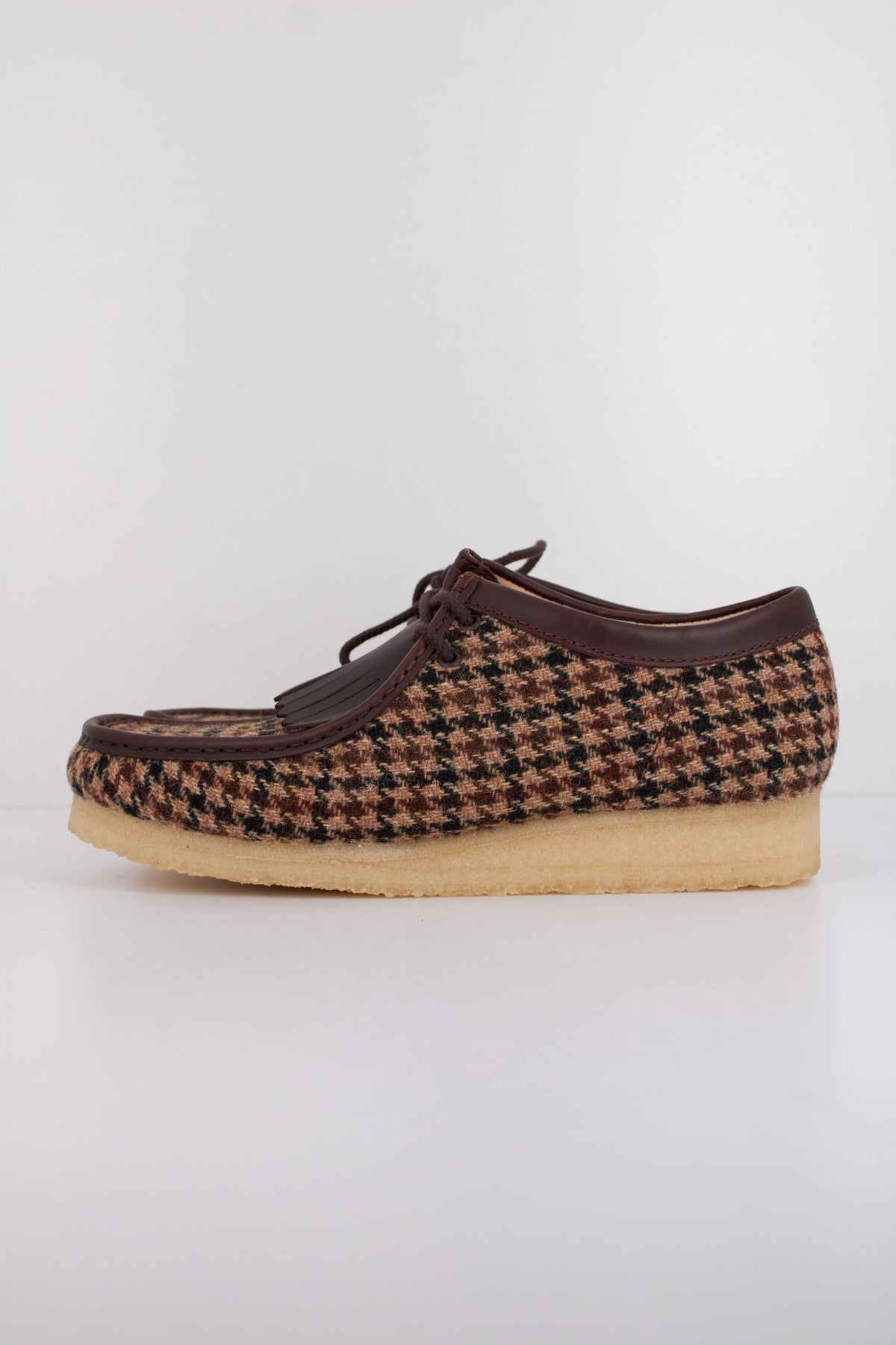 CLARKS ORIGINALS WALLABEE en color MARRON (1)