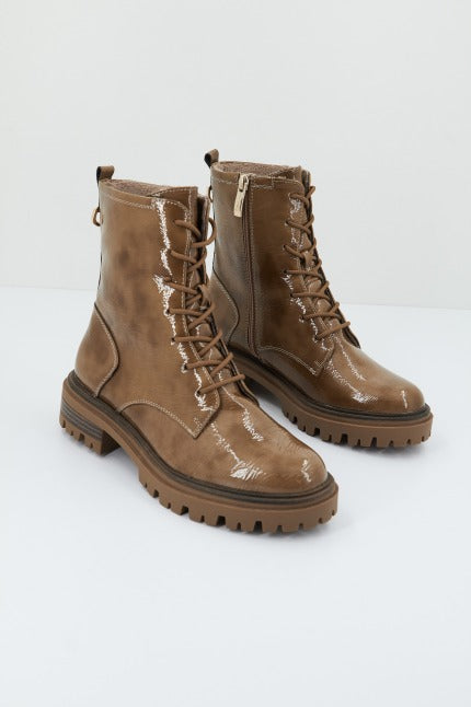 TAMARIS en color MARRON CLARO (1)