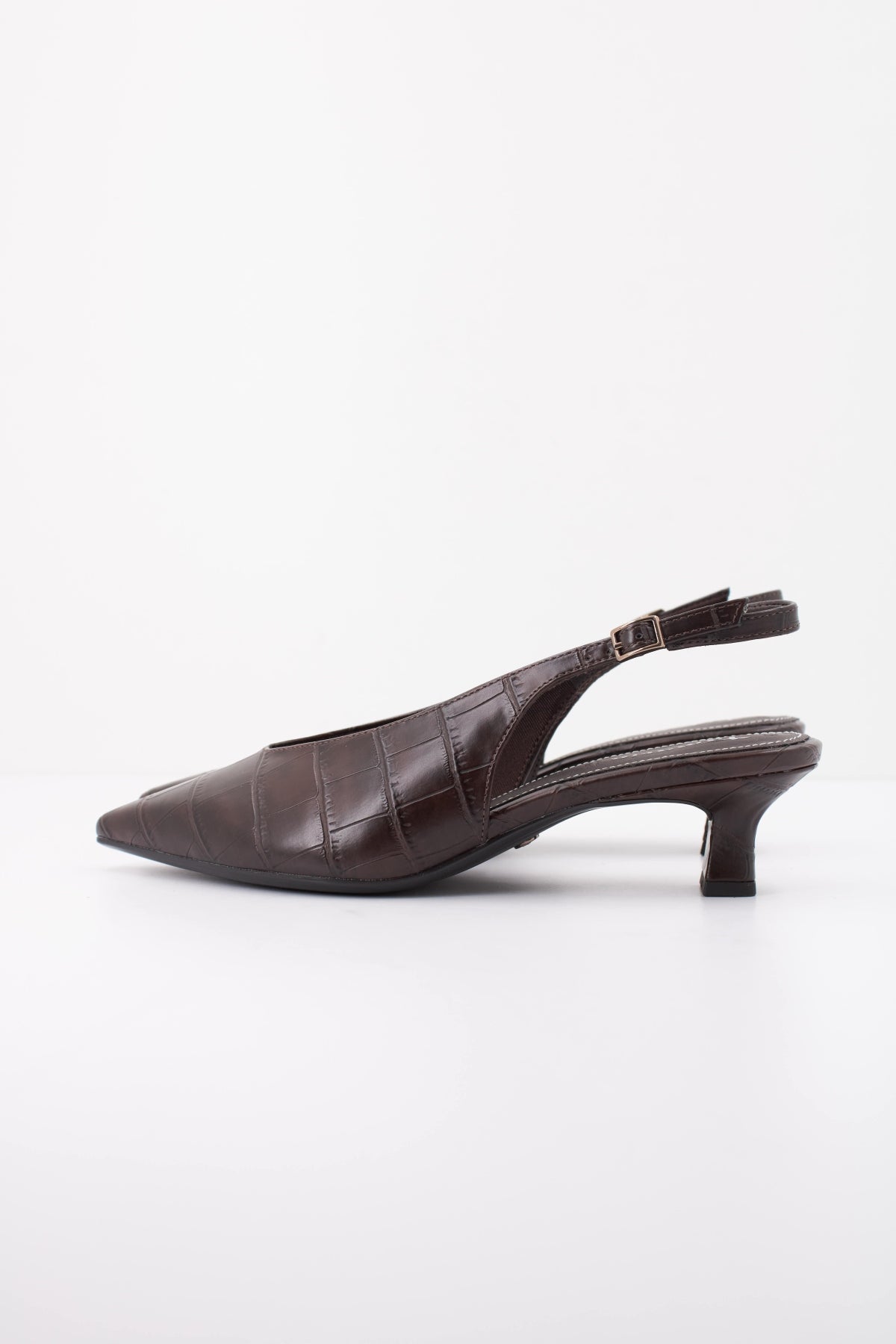 TAMARIS ZAPATO TACON en color MARRON (1)
