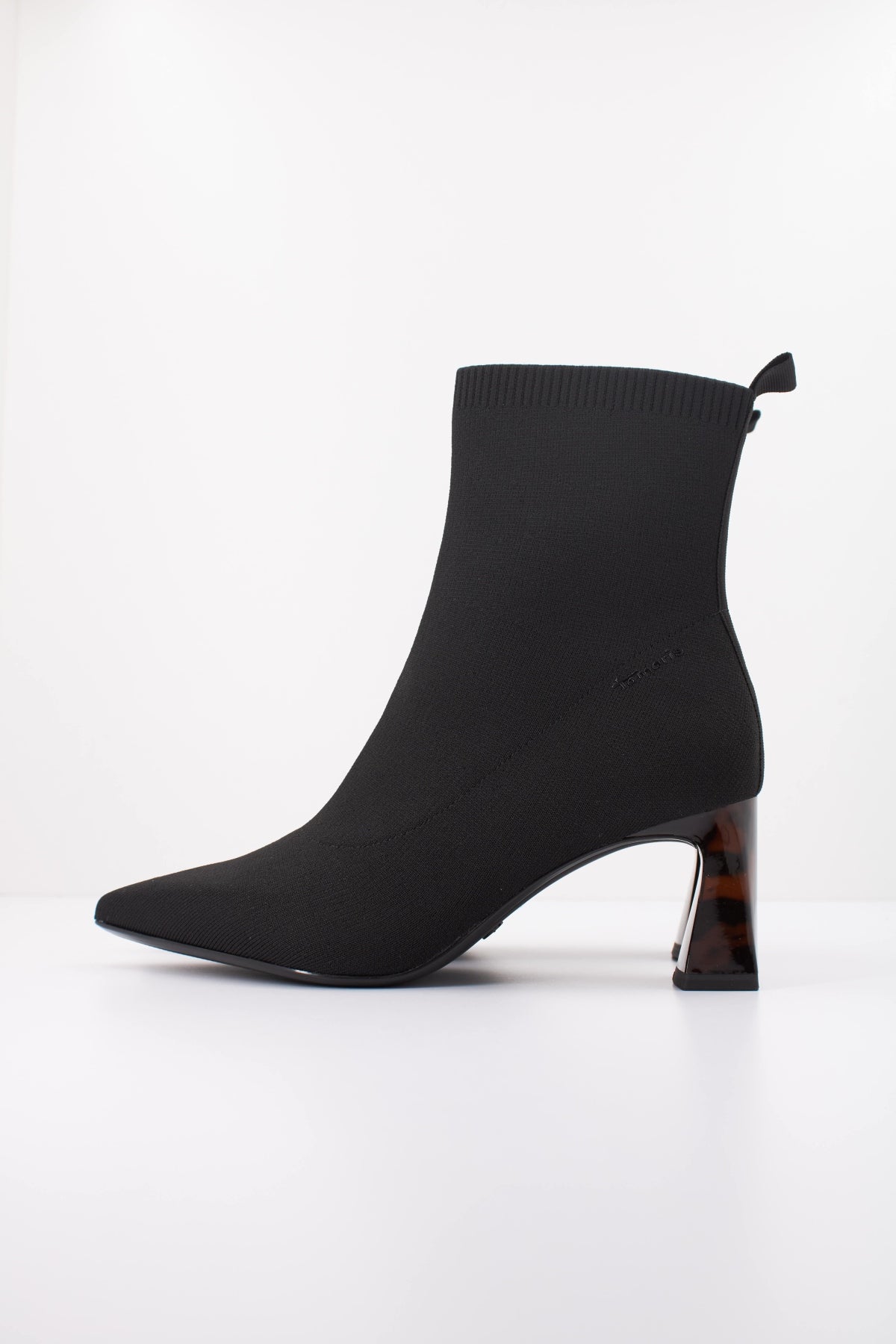 TAMARIS BOTIN TACON en color NEGRO (1)