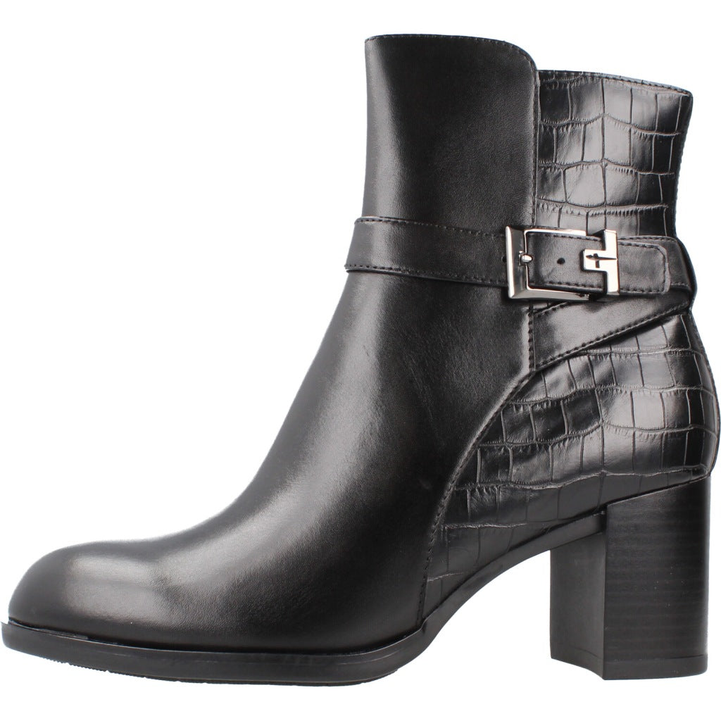 TAMARIS BOTIN TACON en color NEGRO (2)