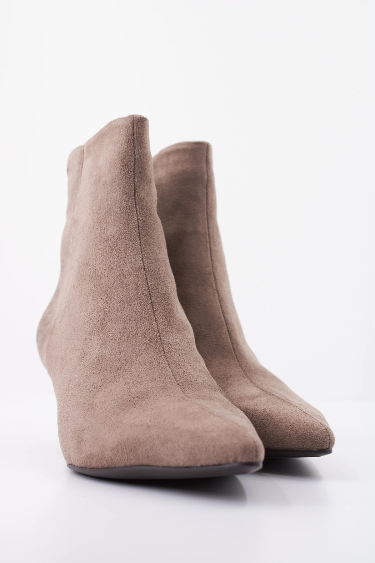 TAMARIS BOTIN TACON en color BEIS (2)