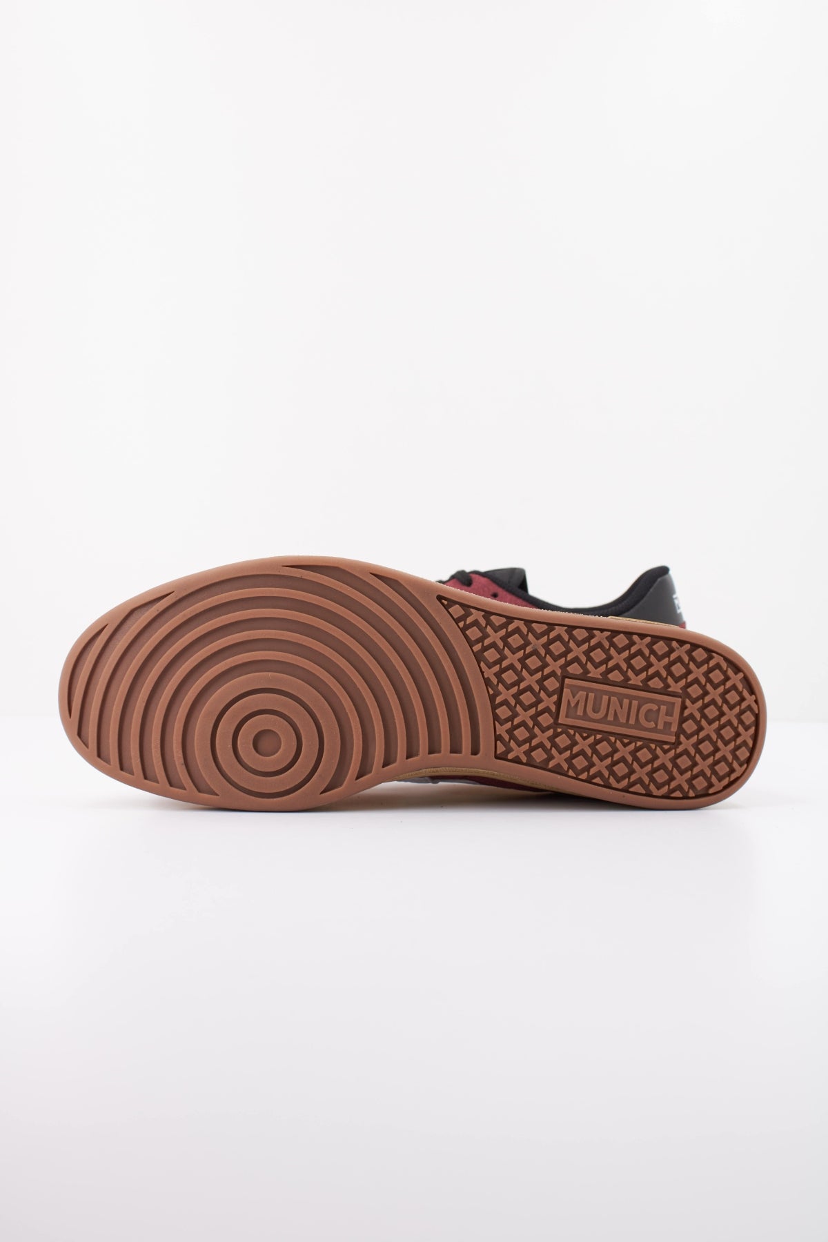 MUNICH SPORT ARROW en color BURDEOS (5)