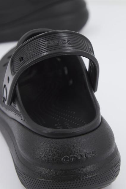 CROCS CLASSIC CRUSH CLOG en color NEGRO (4)