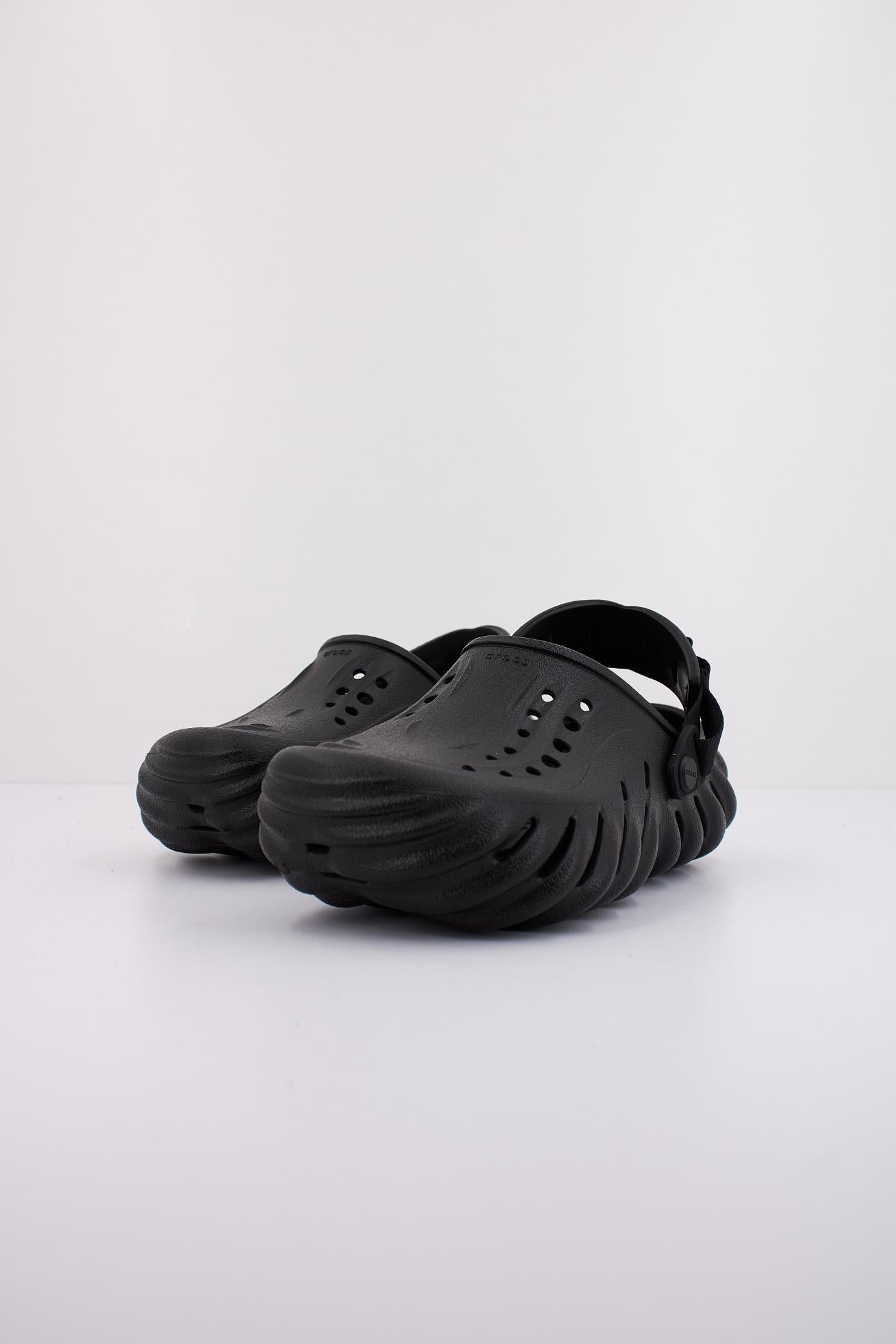 CROCS en color NEGRO (2)